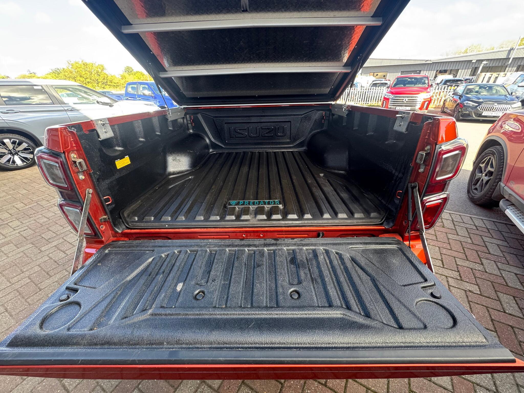 Isuzu D-MAX - Image 5