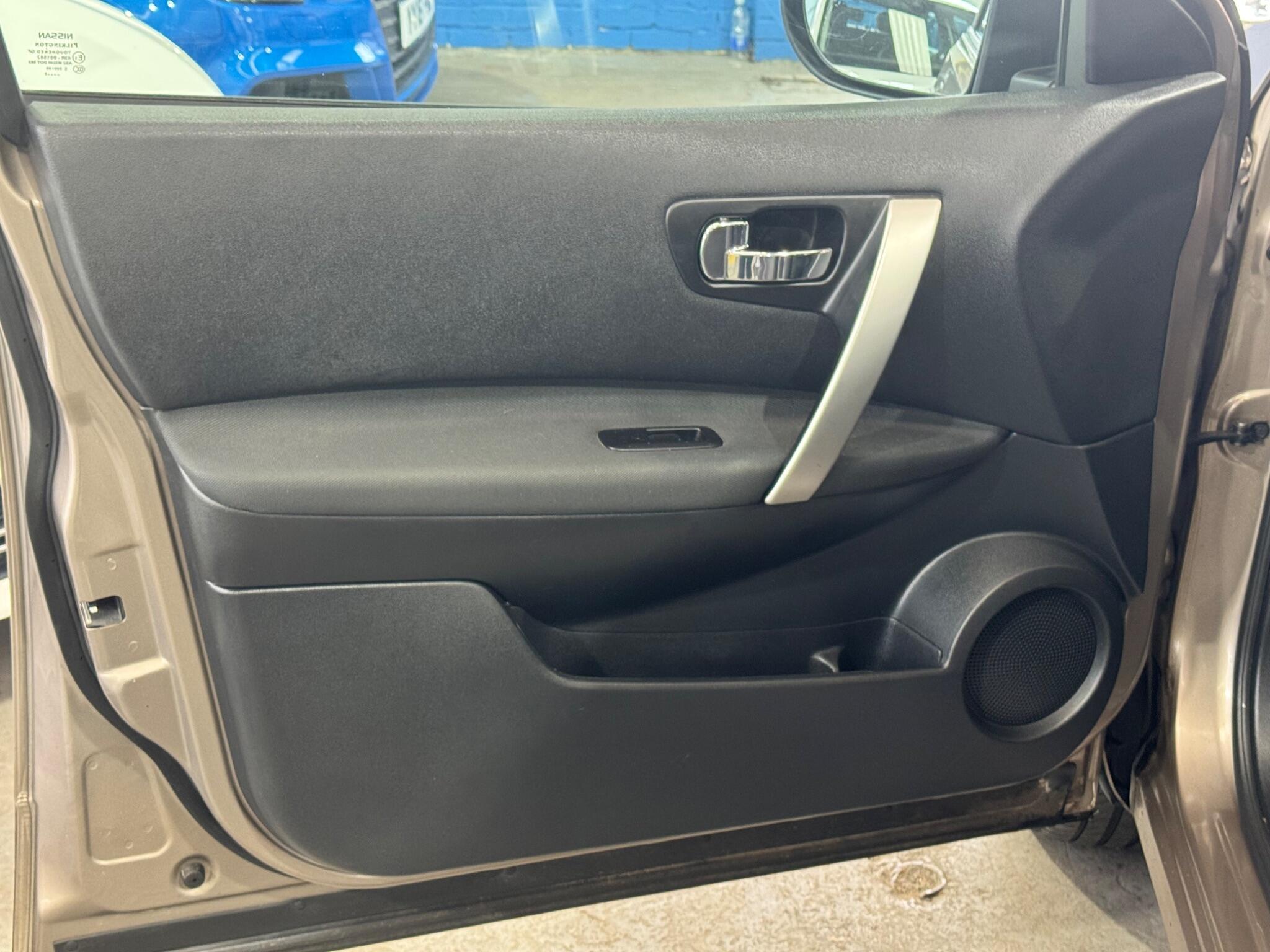 Nissan Qashqai - Image 26