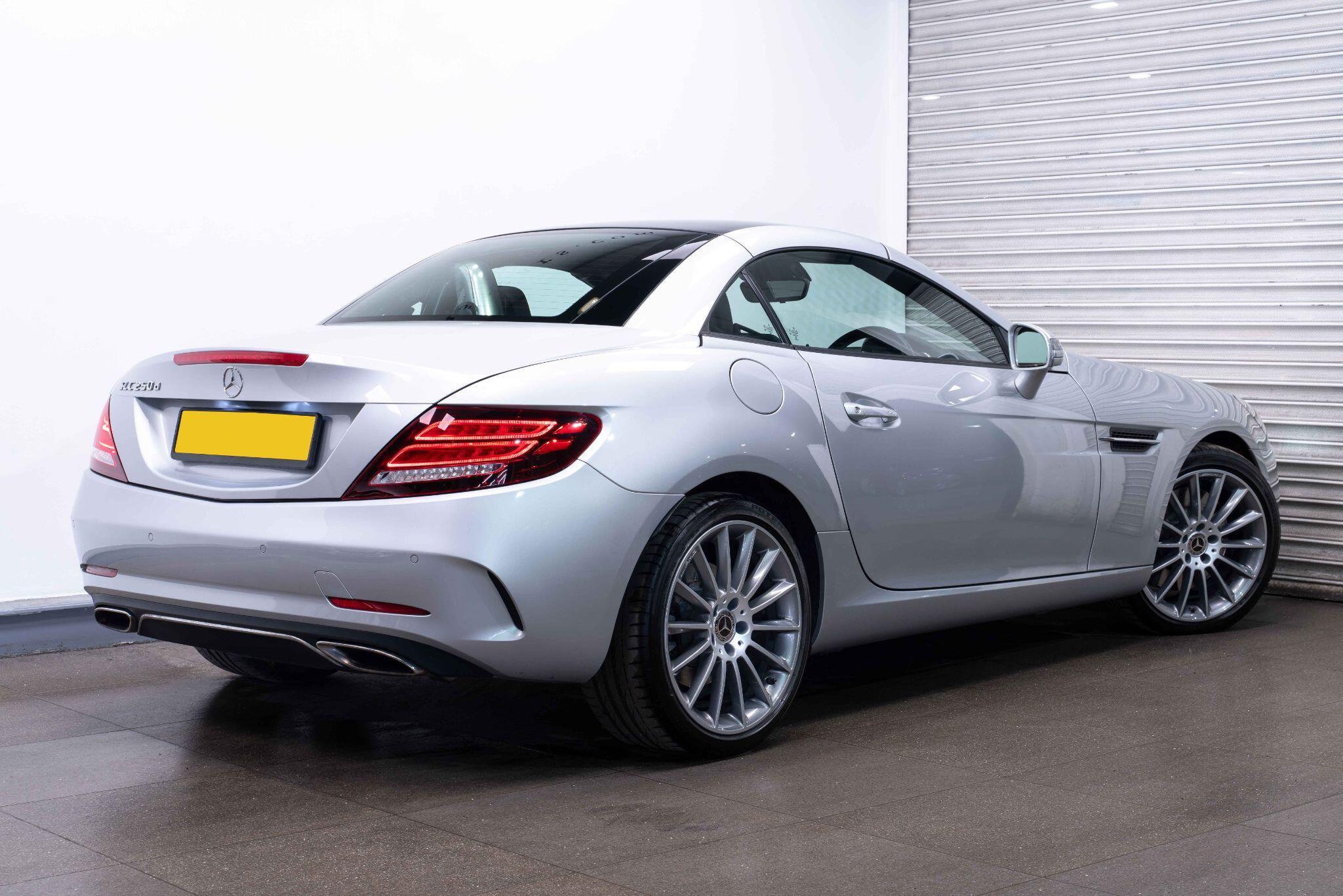 Mercedes SLC - Image 2