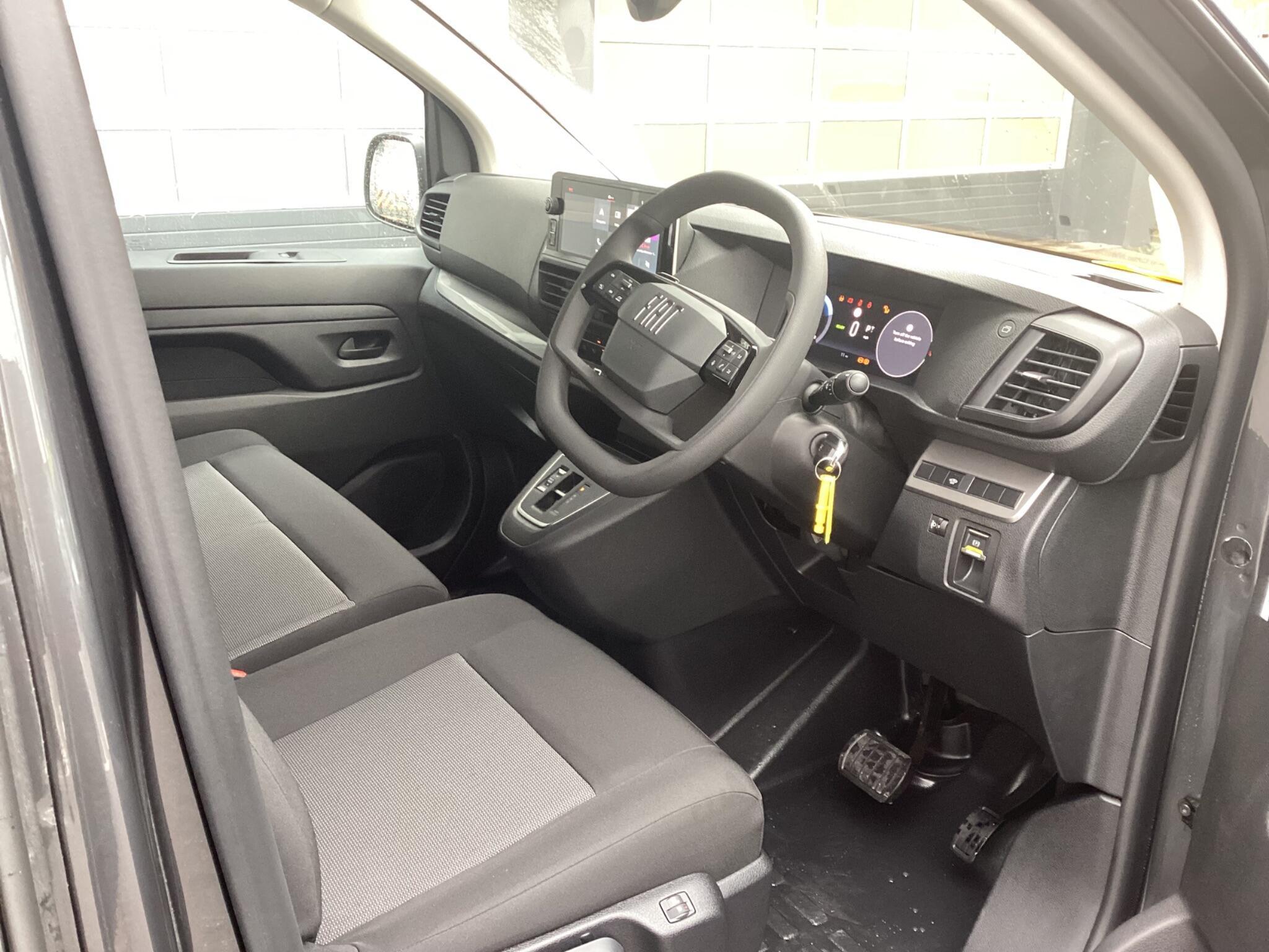 Fiat E-Scudo - Image 20