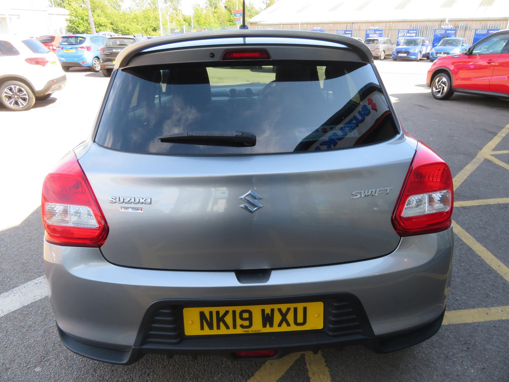 Suzuki Swift - Image 13