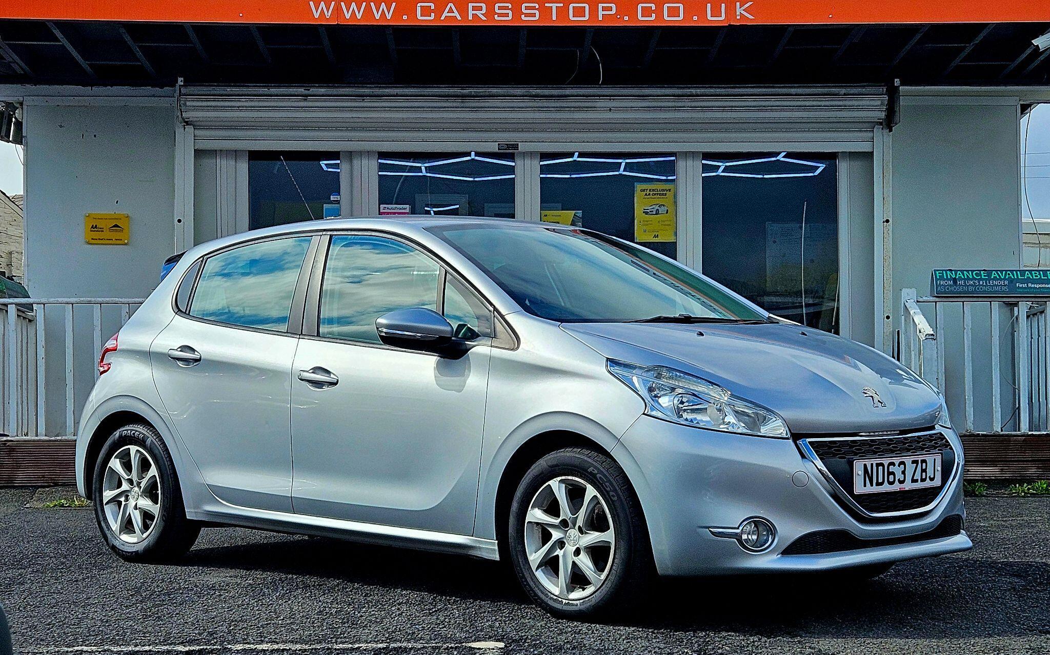 Peugeot 208 - Image 5