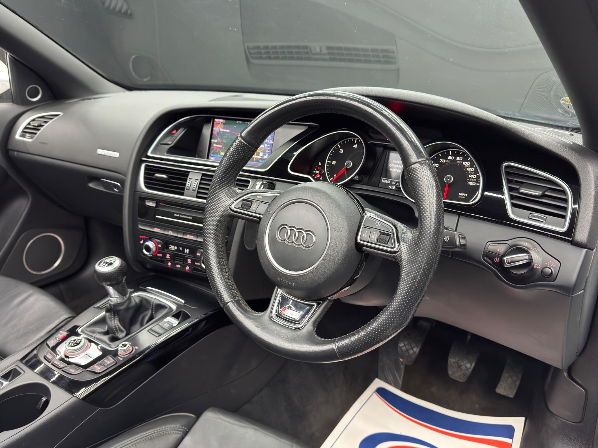 Audi A5 CABRIOLET - Image 9