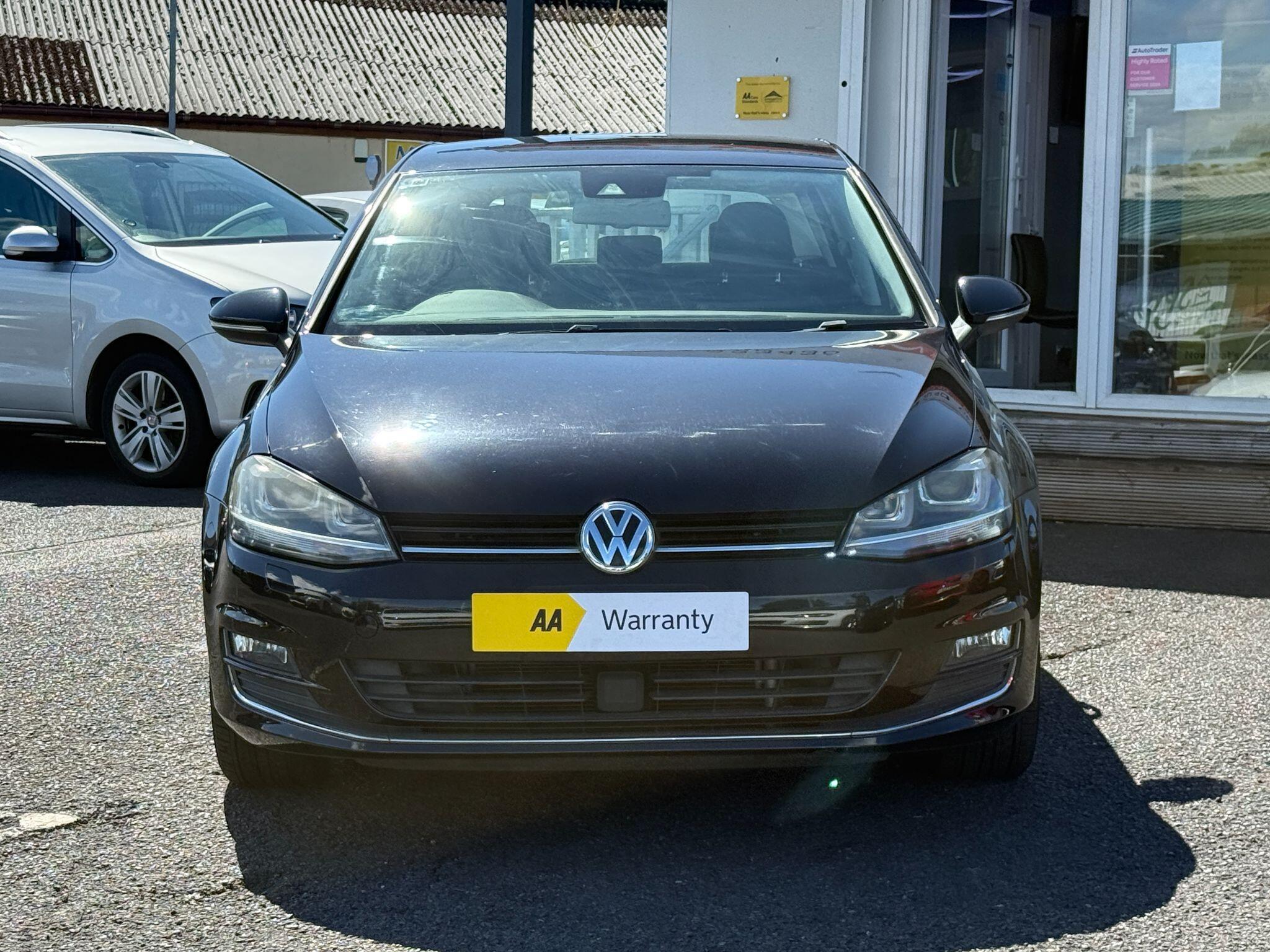 Volkswagen Golf - Image 8
