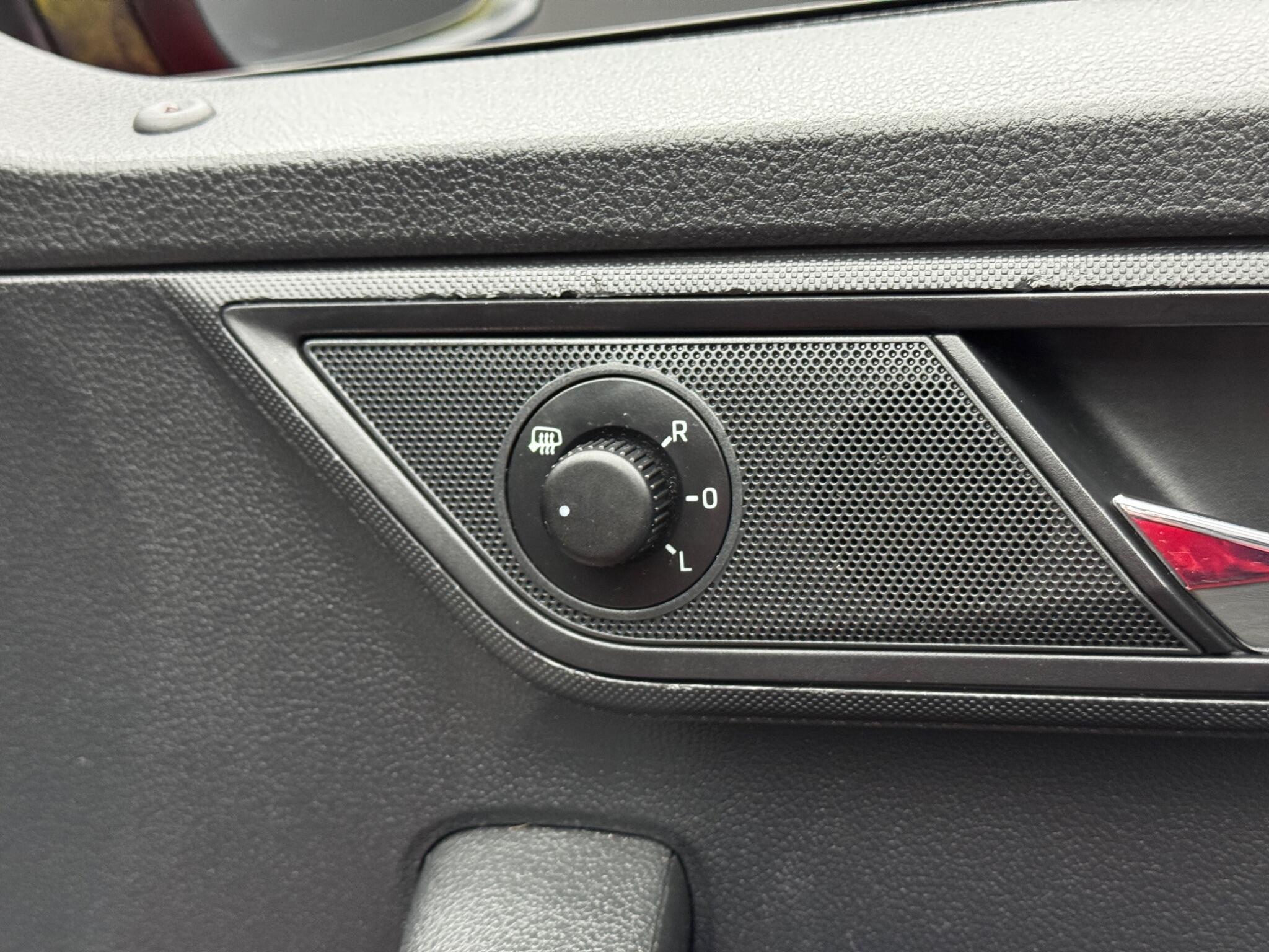 Skoda Fabia - Image 38