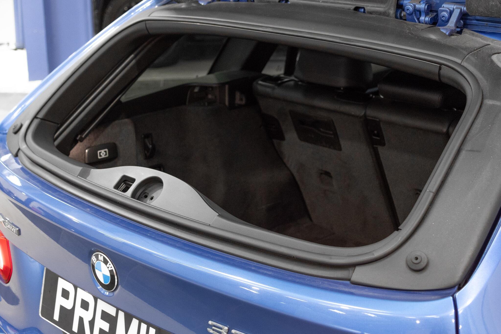 BMW 3 Series - Image 11