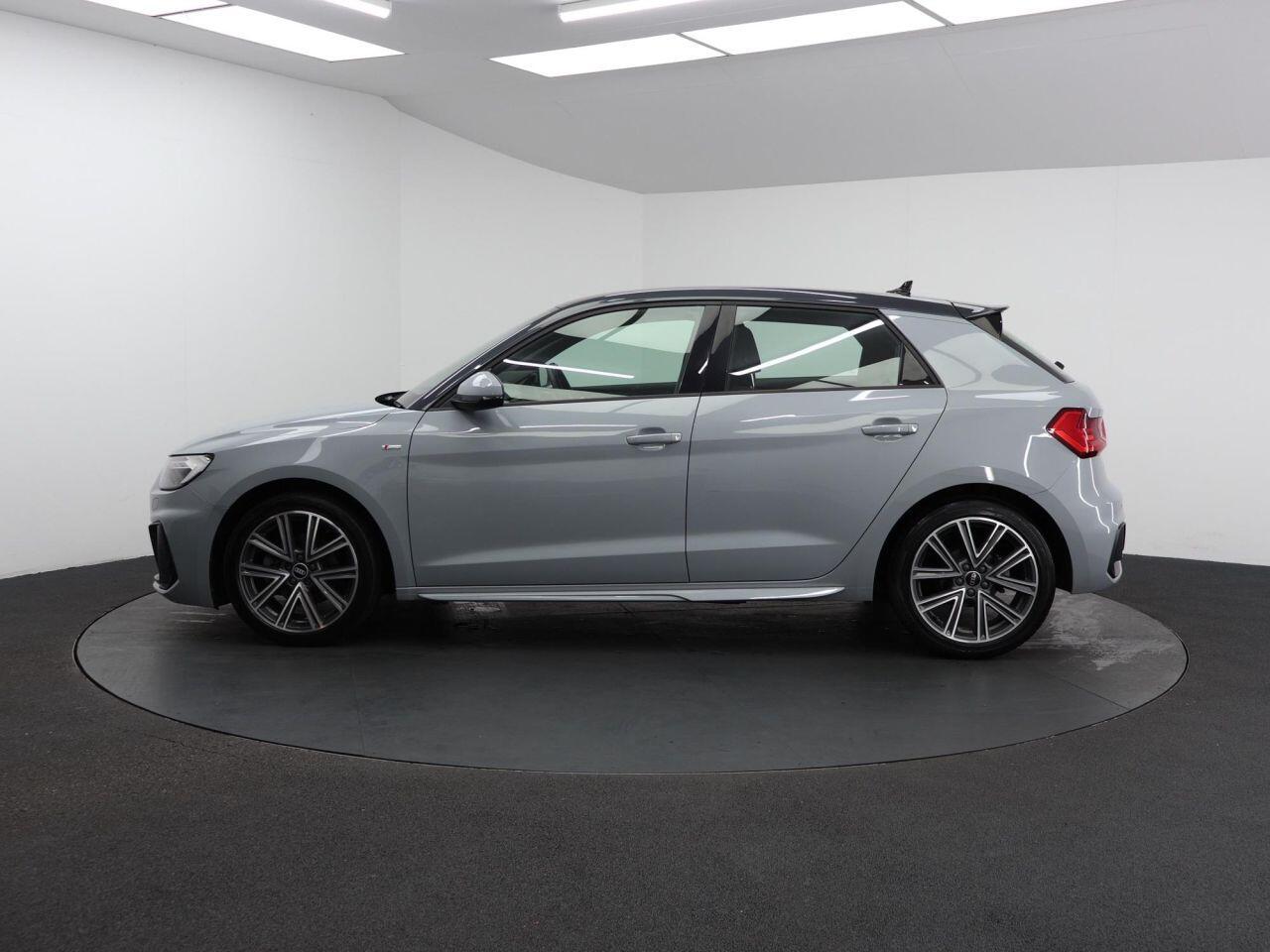 Audi A1 - Image 8