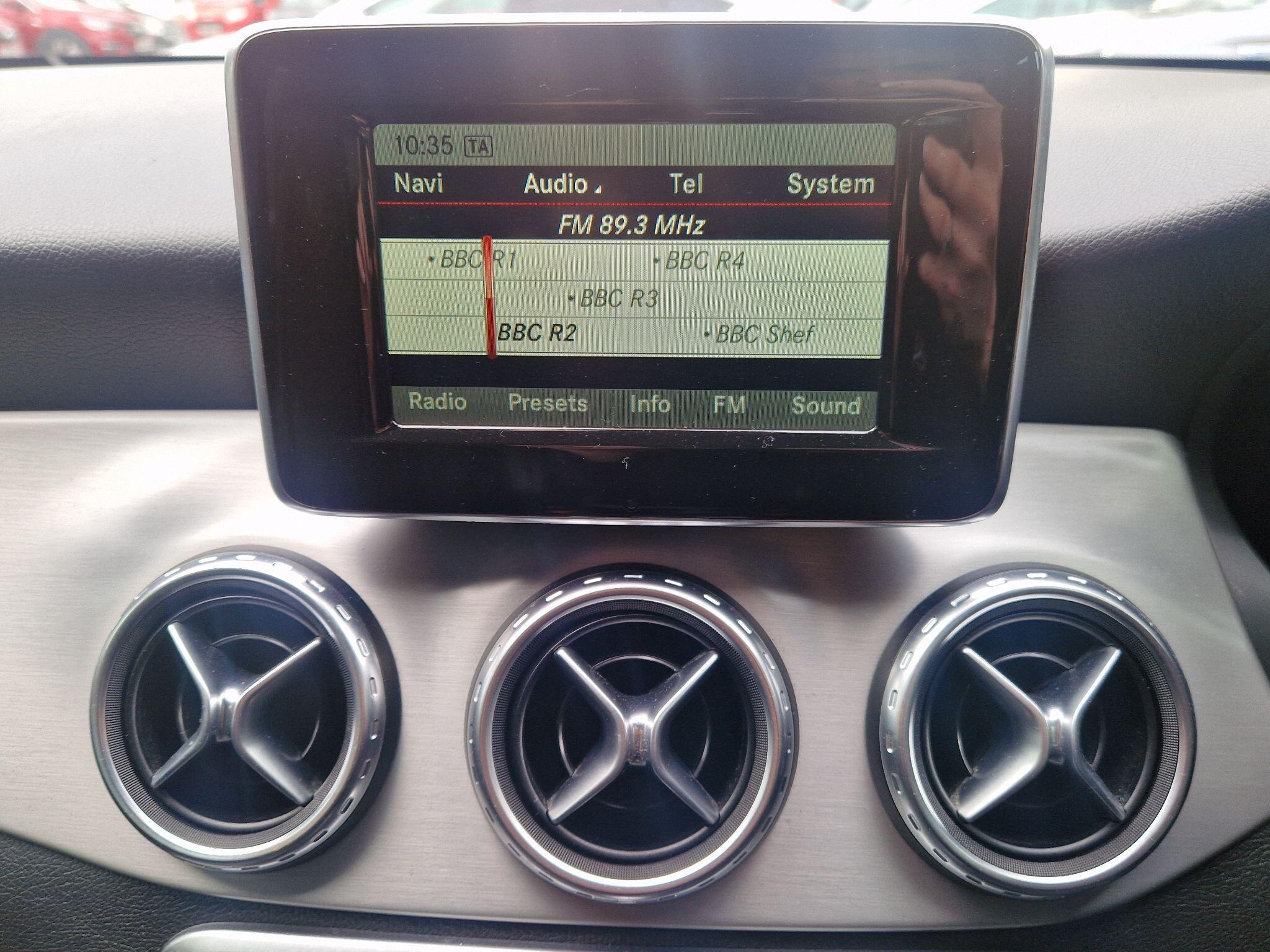 Mercedes GLA - Image 27