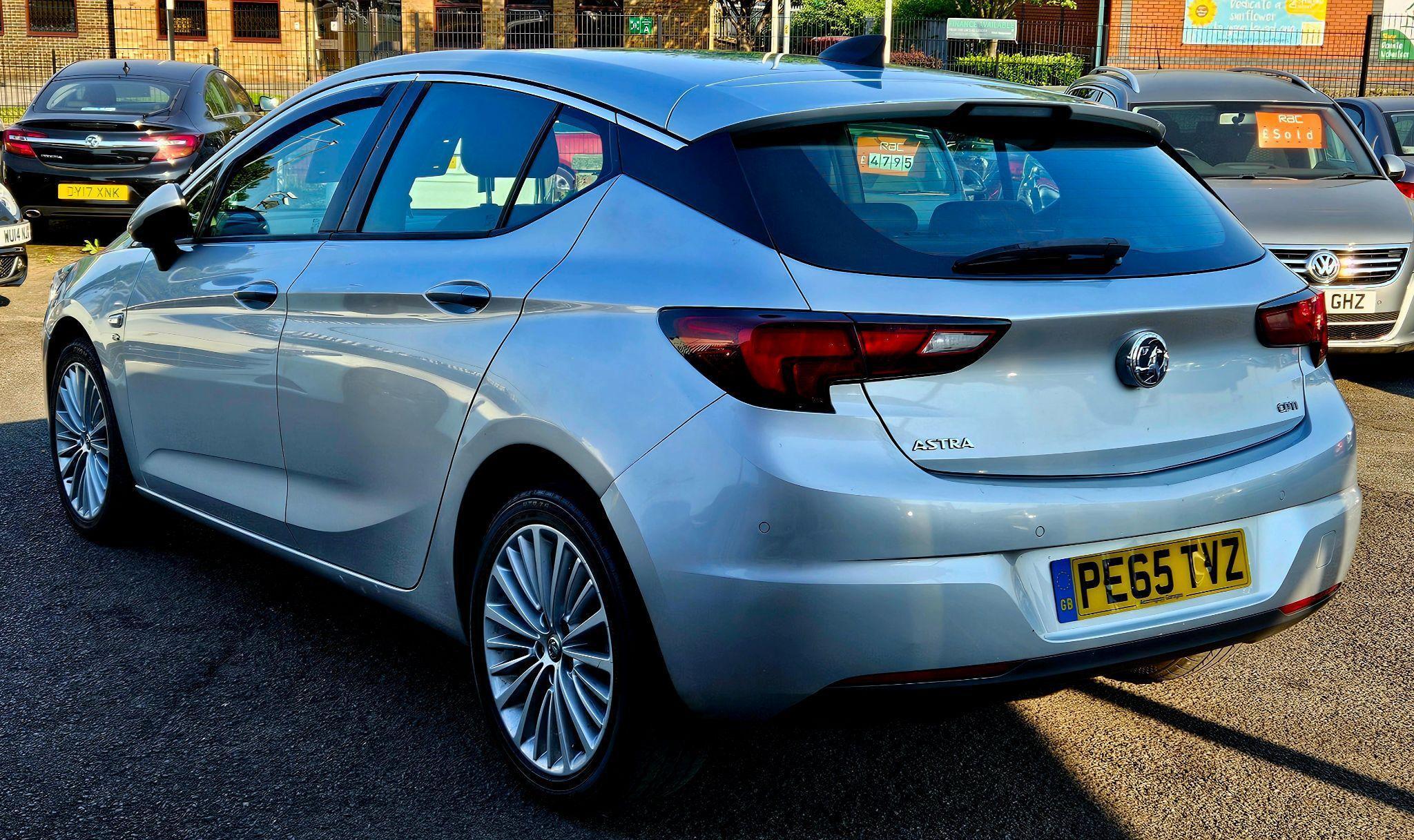 Vauxhall Astra - Image 13