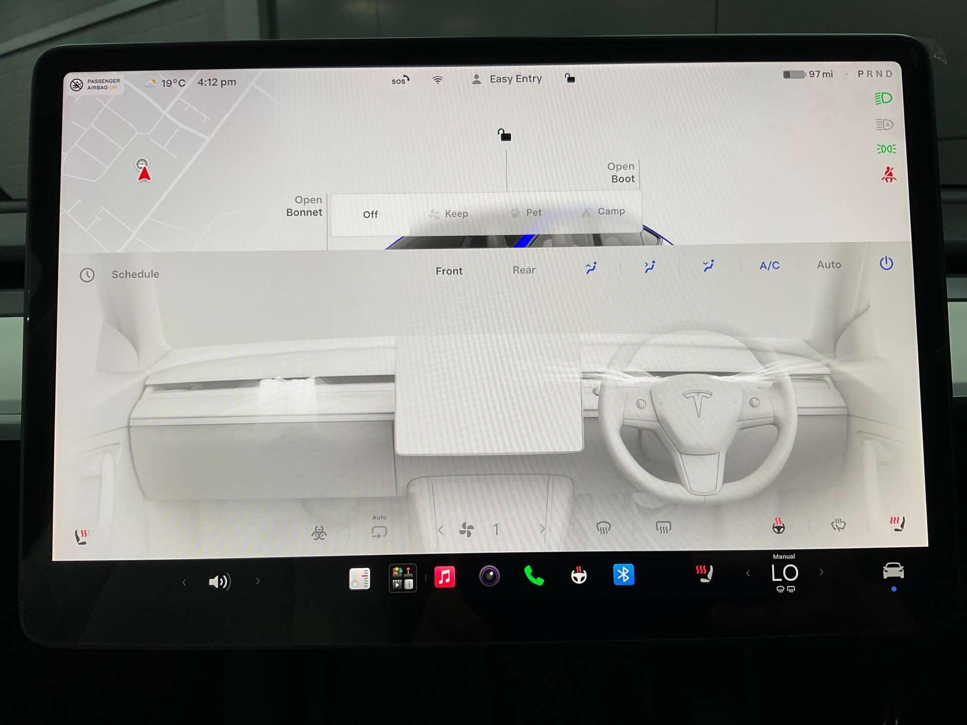 Tesla Model Y - Image 18