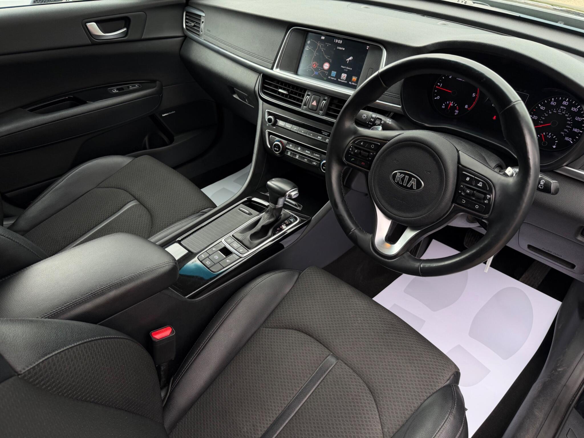 Kia Optima - Image 10