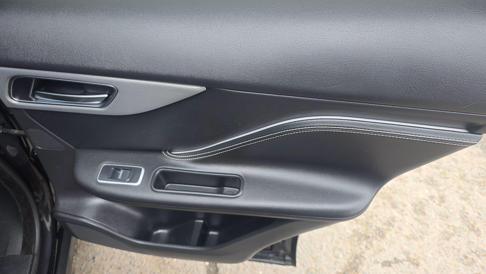 Jaguar F-Pace - Image 52