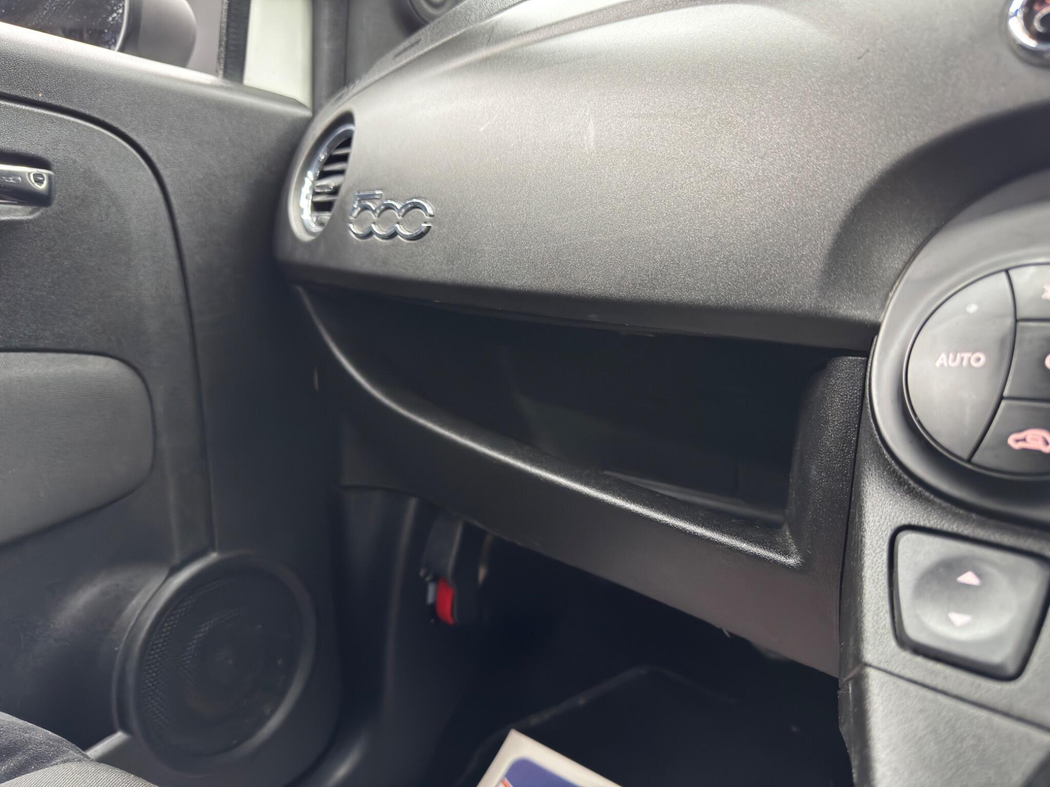 Abarth 595 - Image 24