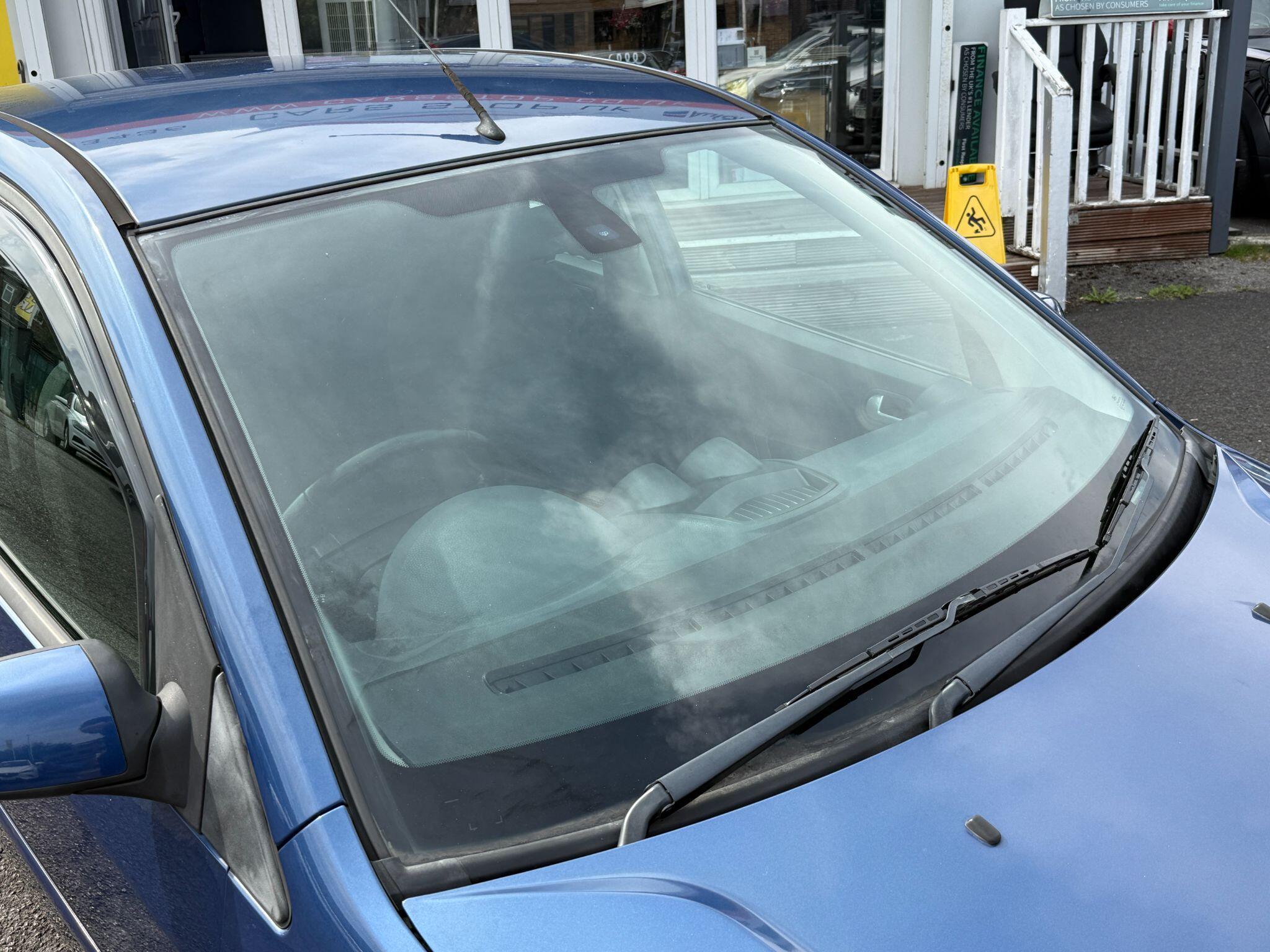 Ford Fiesta - Image 15