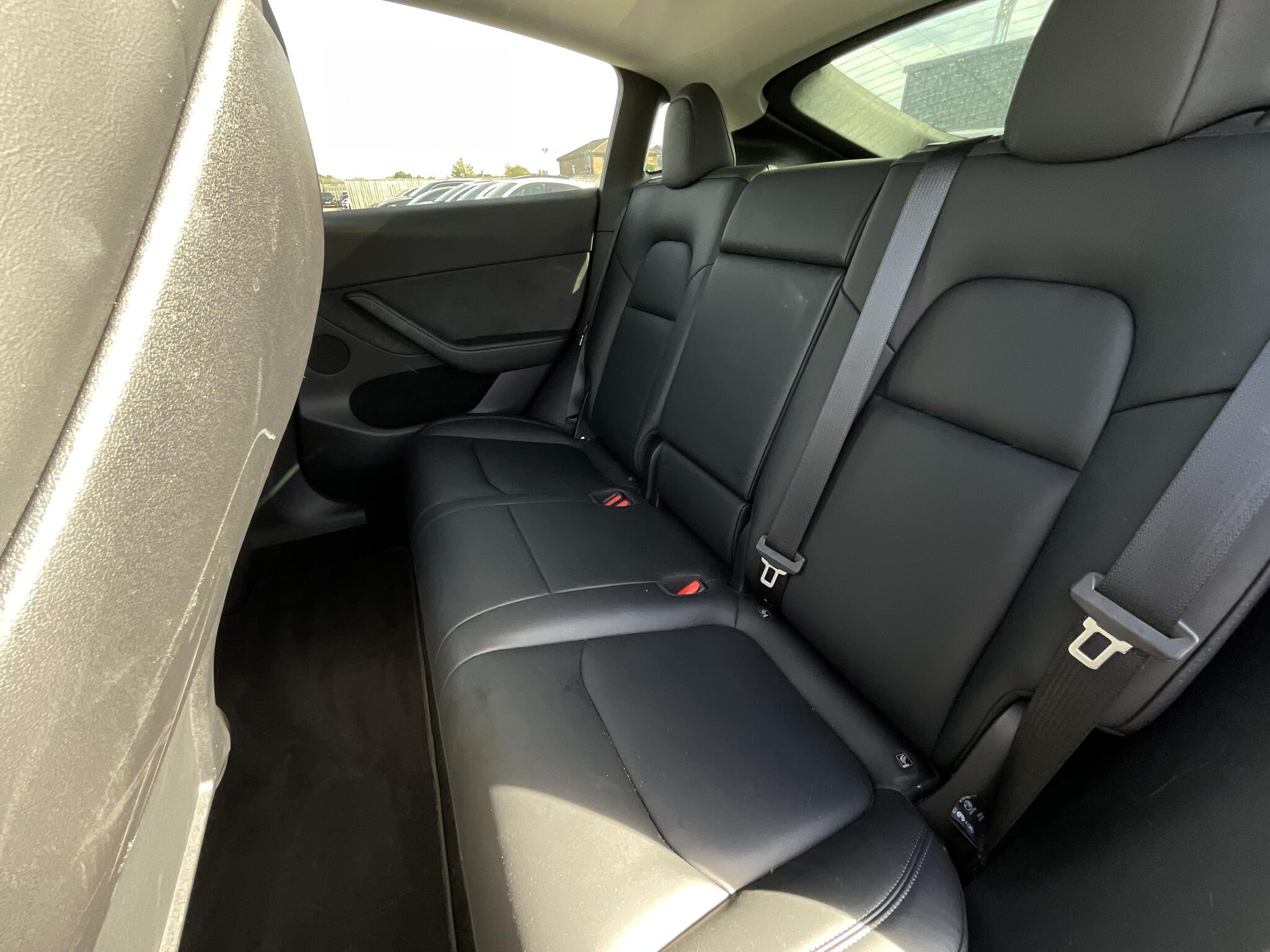 Tesla Model Y - Image 14