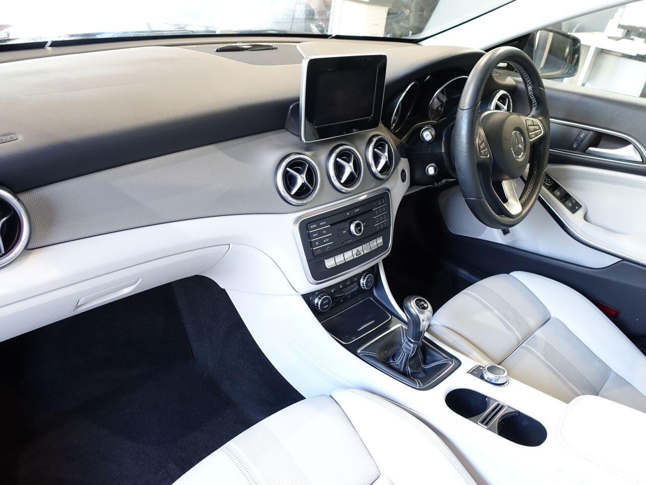 Mercedes CLA - Image 12