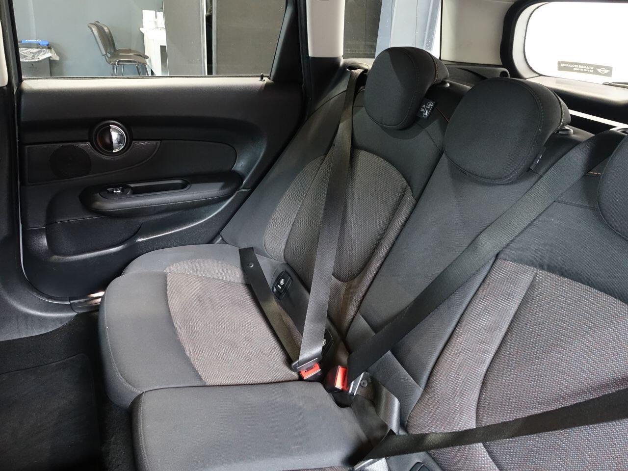 MINI Clubman - Image 17
