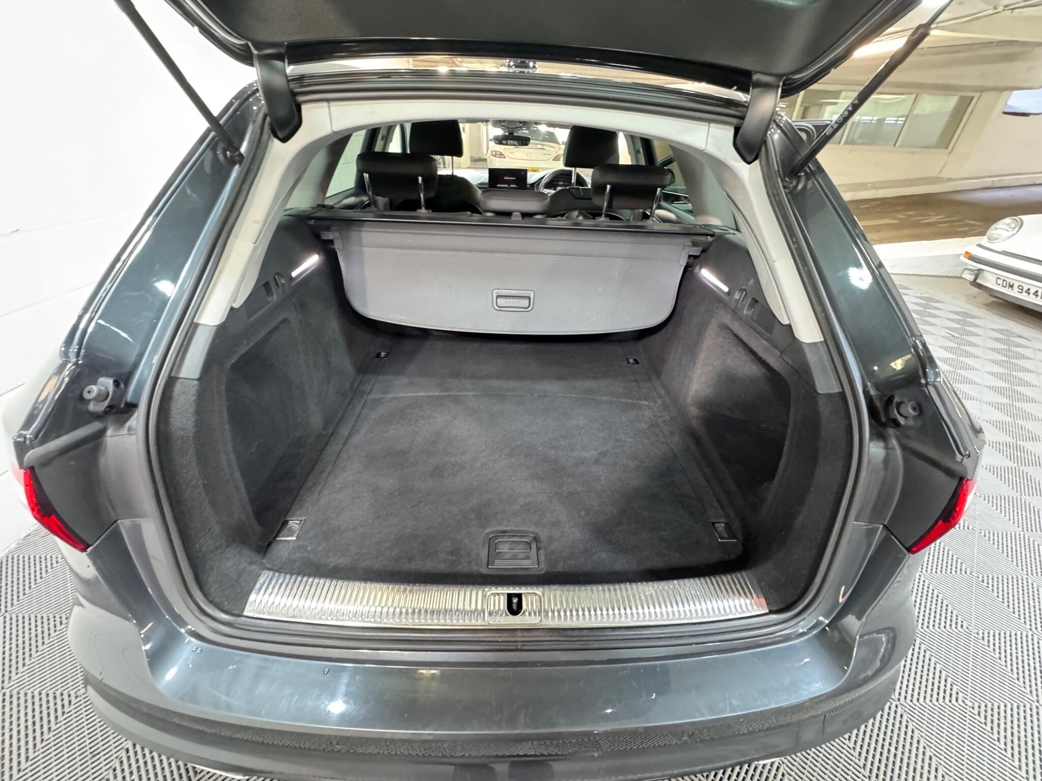 Audi A4 Avant - Image 13