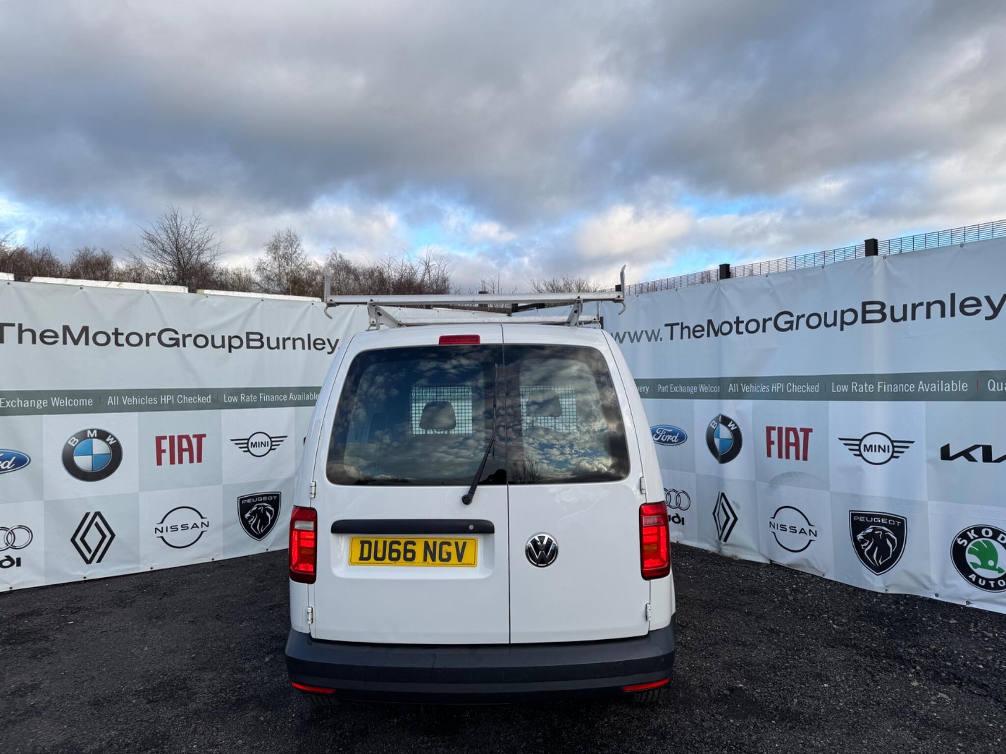 Volkswagen Caddy - Image 10