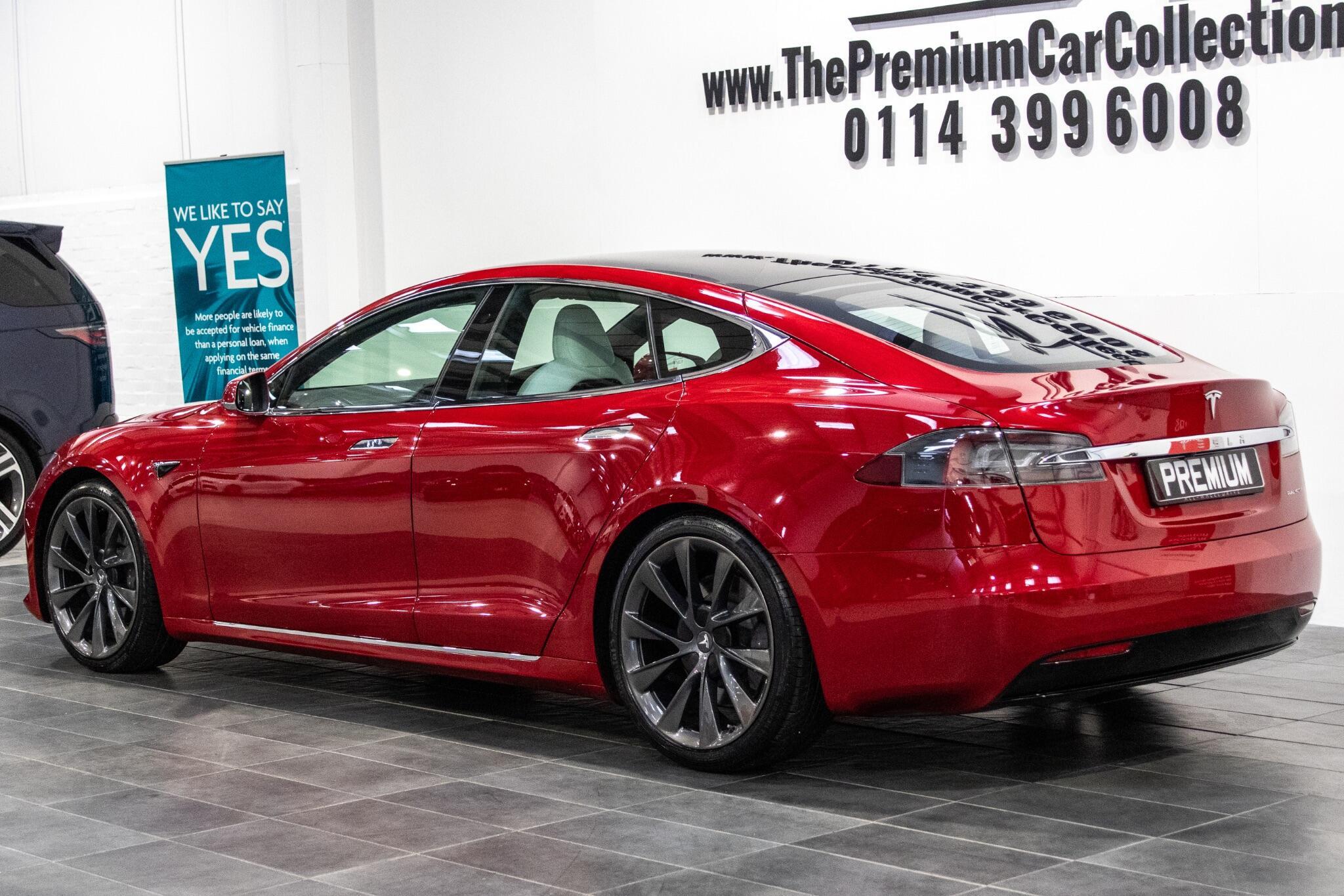 Tesla Model S - Image 4