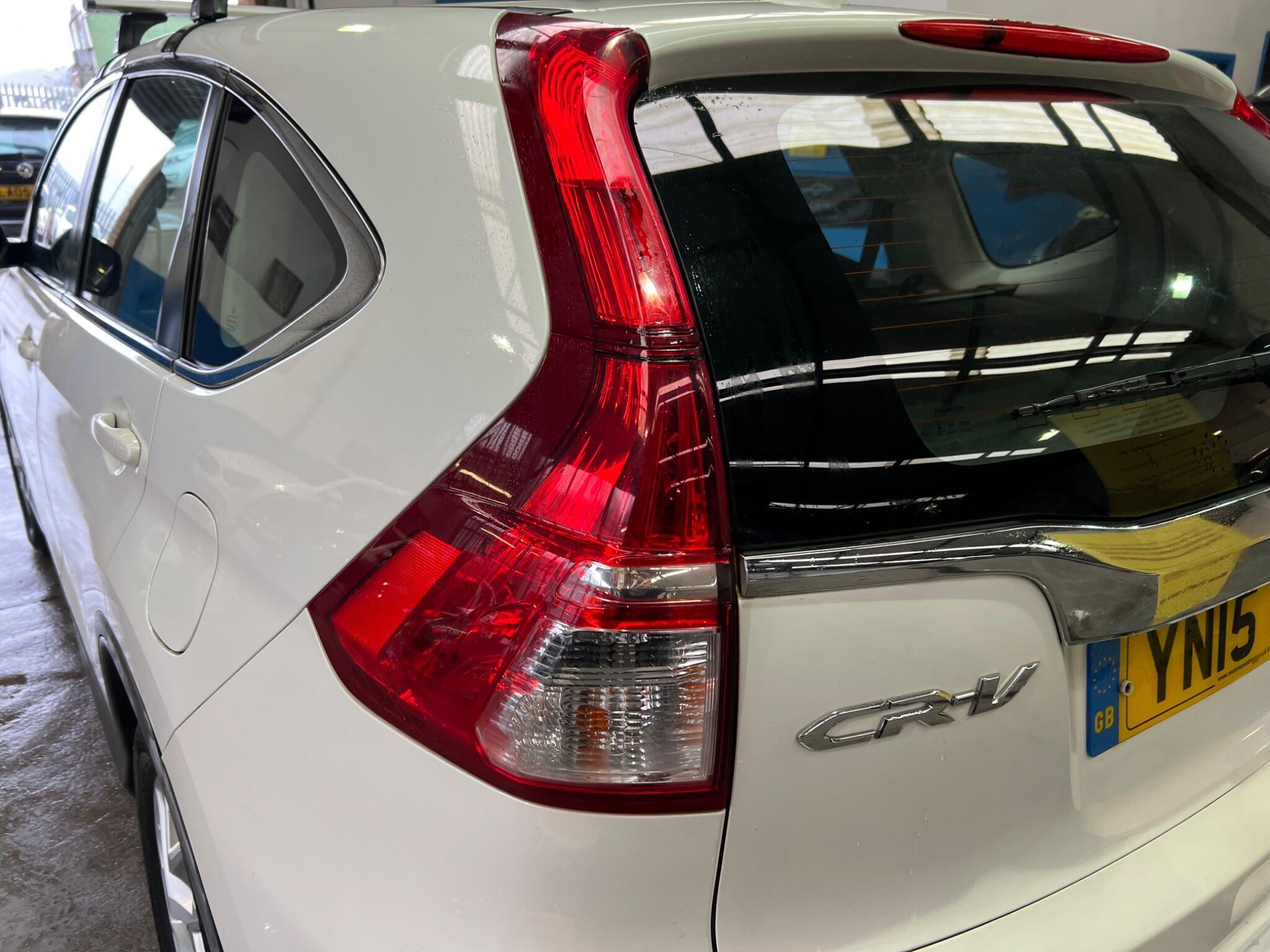 Honda CR-V - Image 40