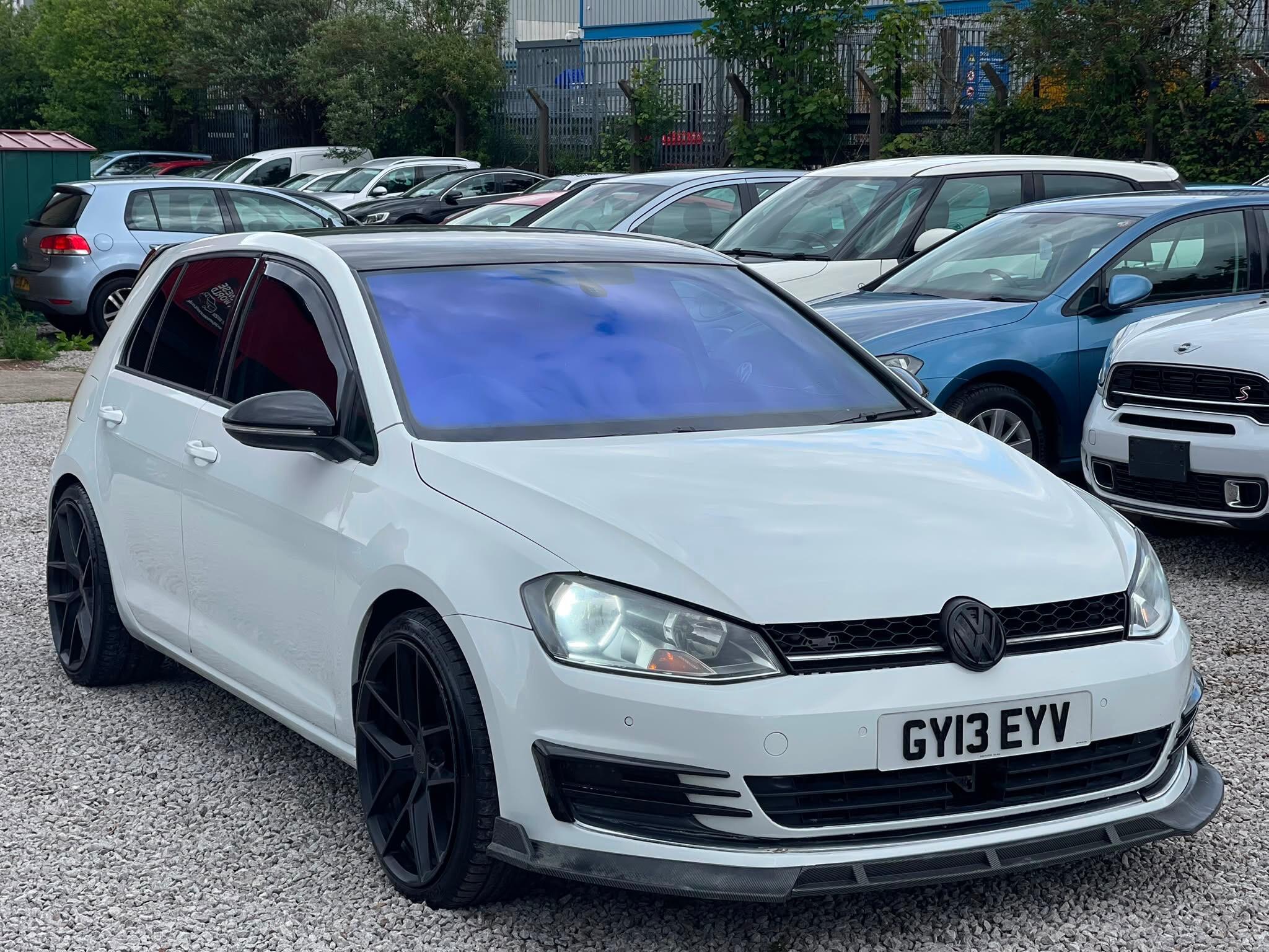 Volkswagen Golf - Image 2