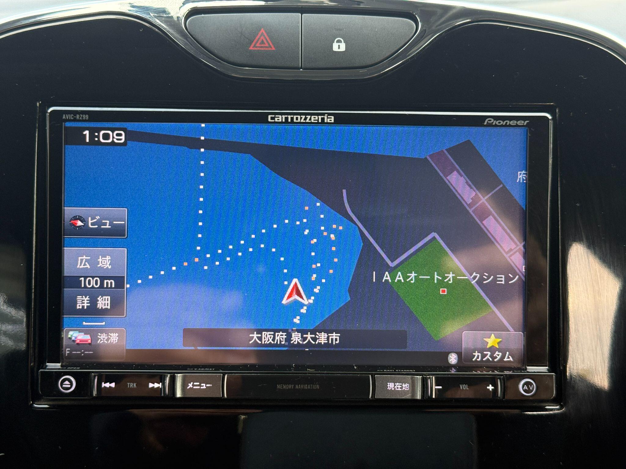 Renault Clio - Image 42