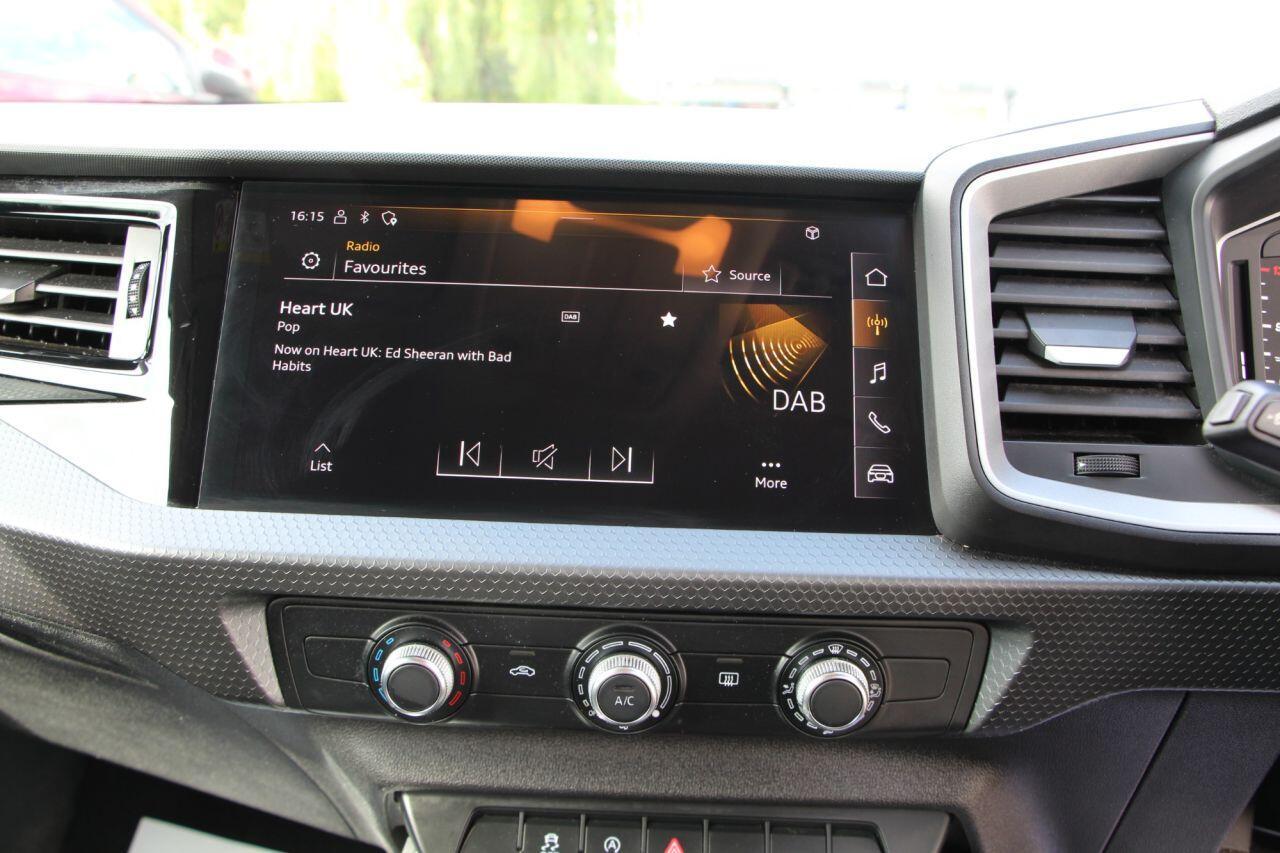 Audi A1 - Image 8