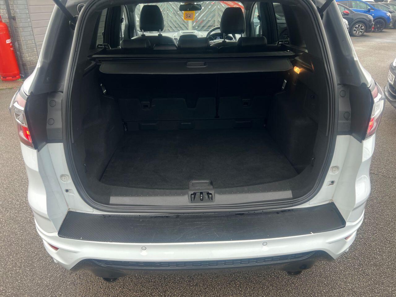 Ford Kuga - Image 6