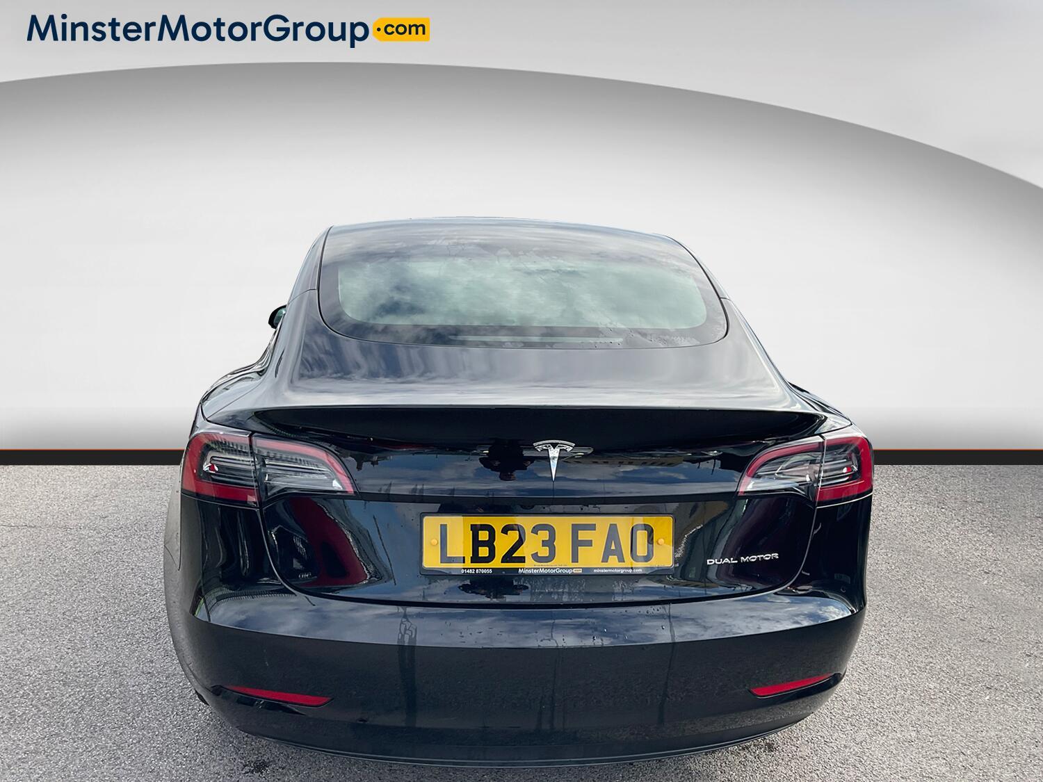 Tesla Model 3 - Image 3
