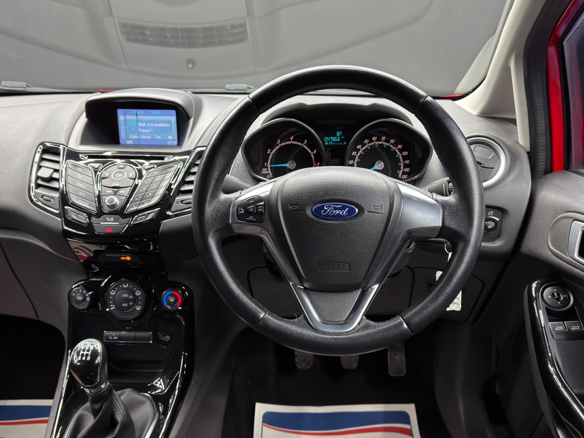 Ford Fiesta - Image 17