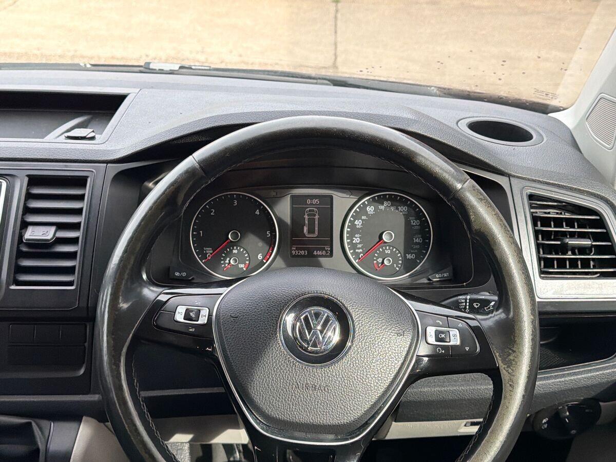 Volkswagen Transporter - Image 17