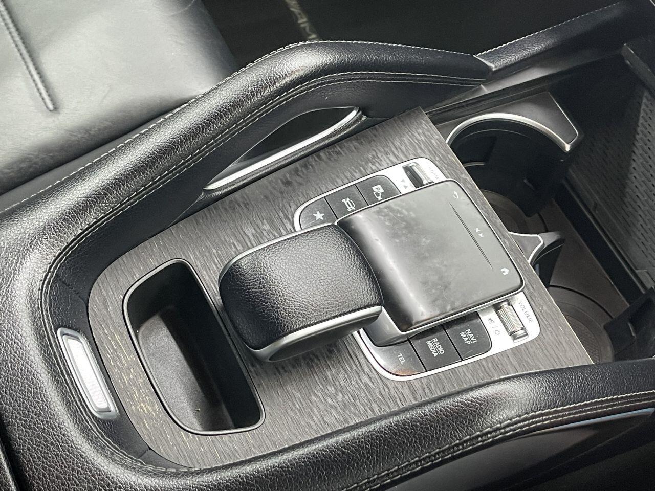 Mercedes GLE - Image 28