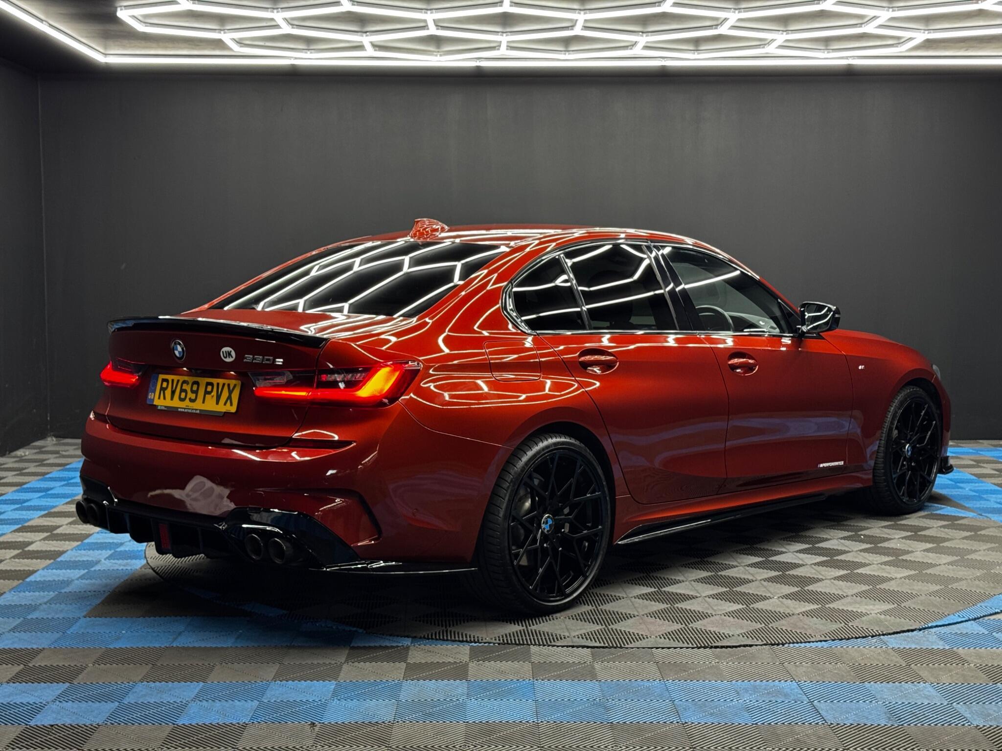 BMW 3 Series - Image 5
