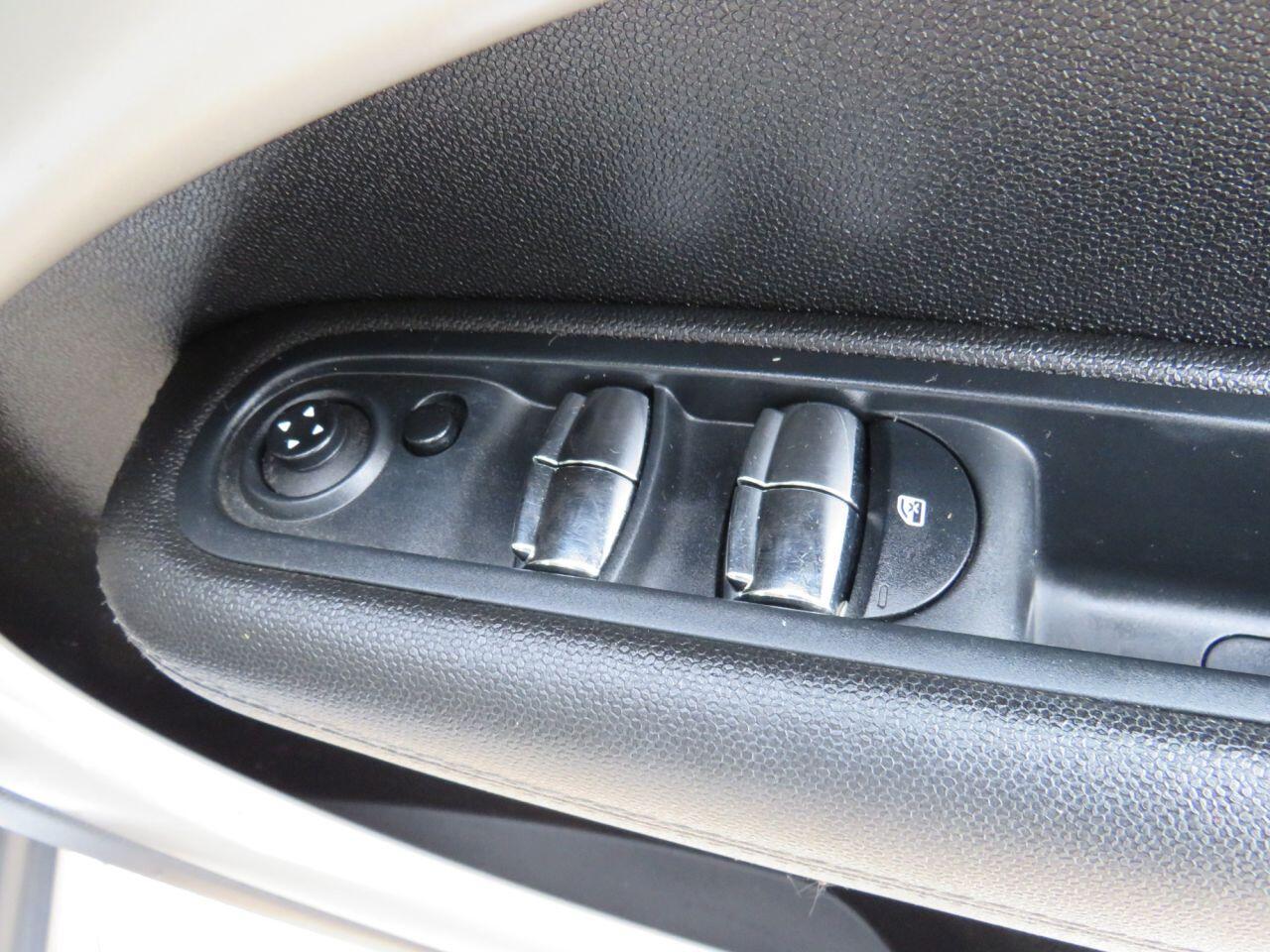 MINI Countryman - Image 20