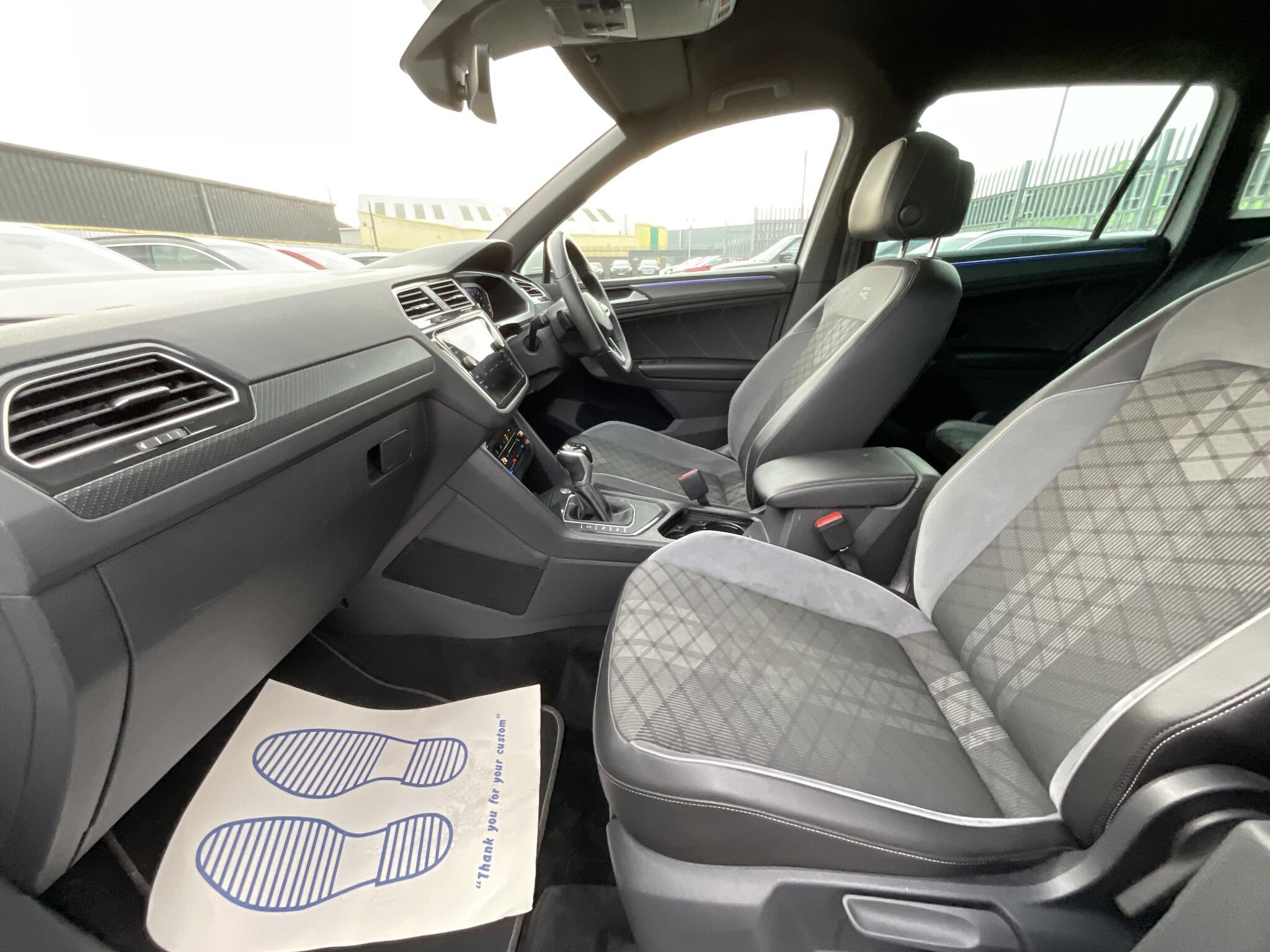 Volkswagen Tiguan - Image 16