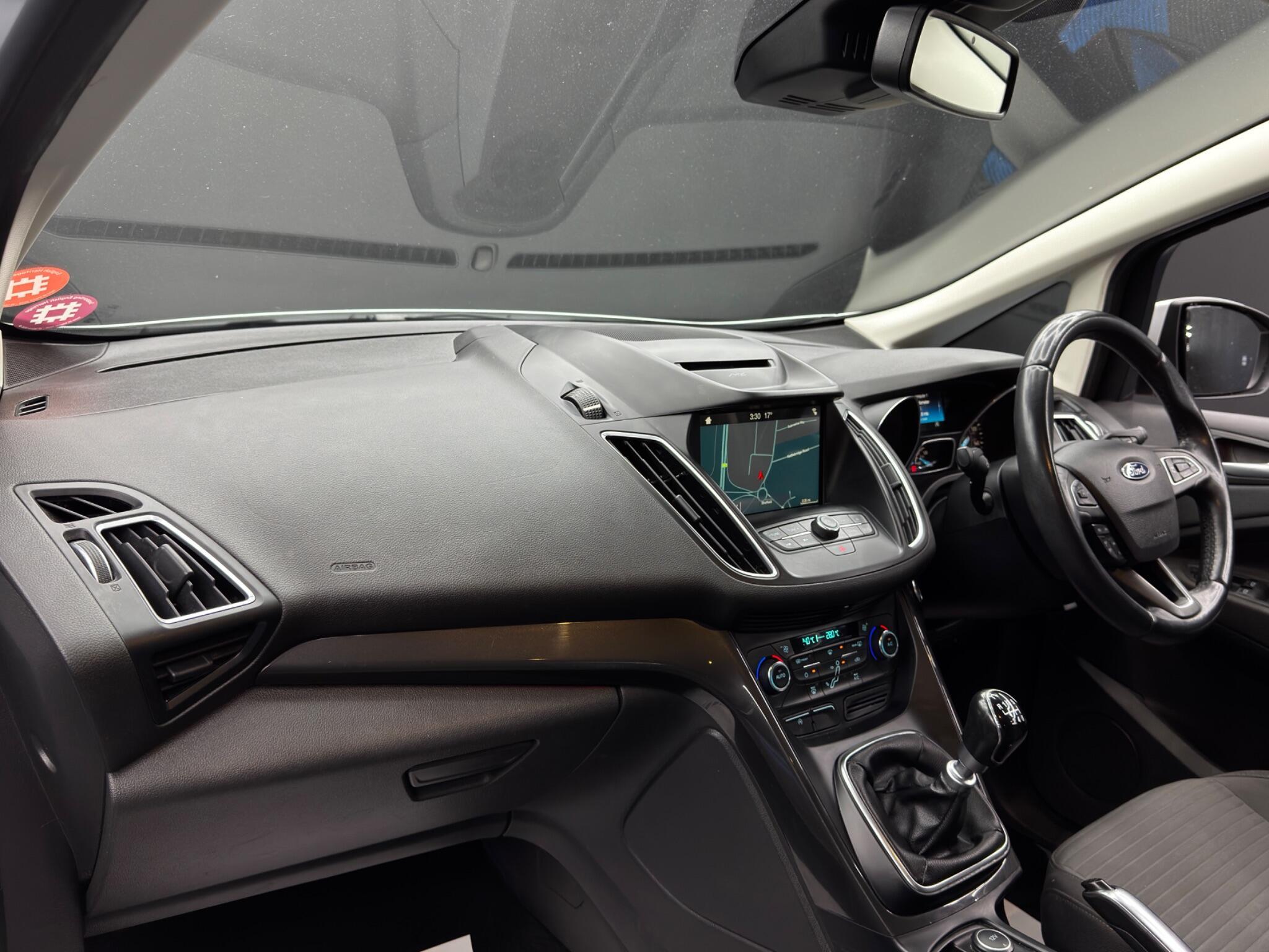 Ford C-MAX - Image 11