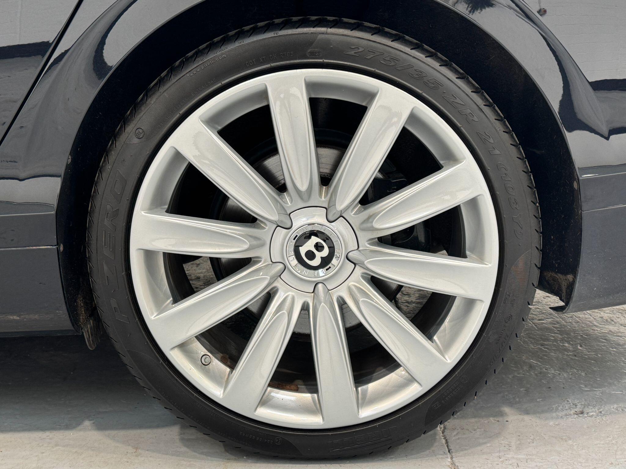 Bentley Flying Spur - Image 27