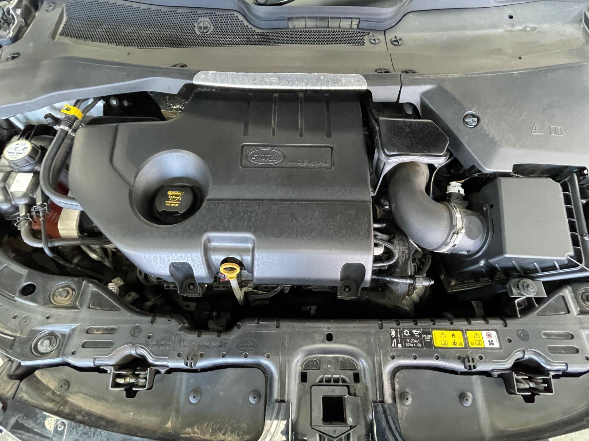 Land Rover Range Rover Evoque - Image 18