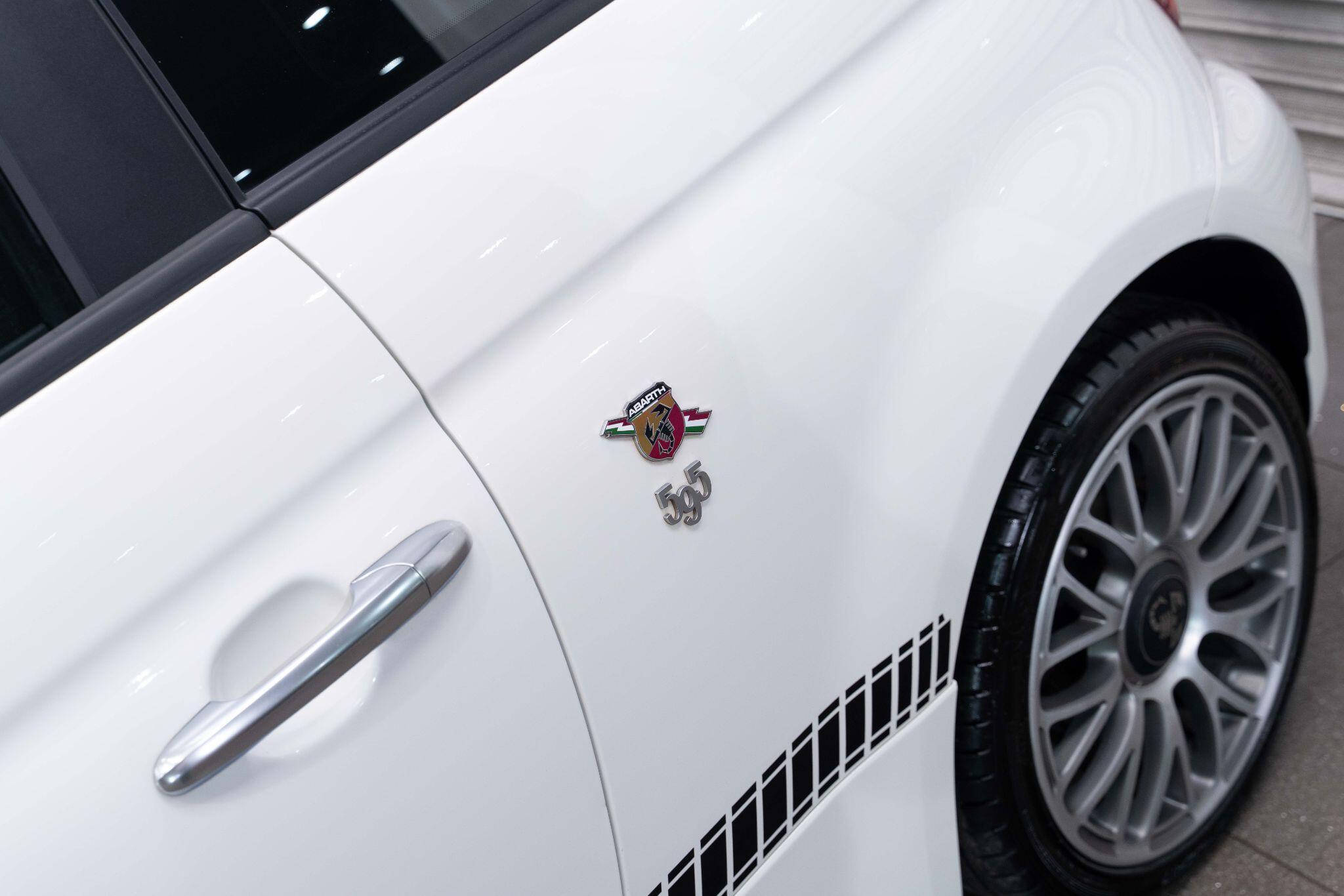 Abarth 595 - Image 10