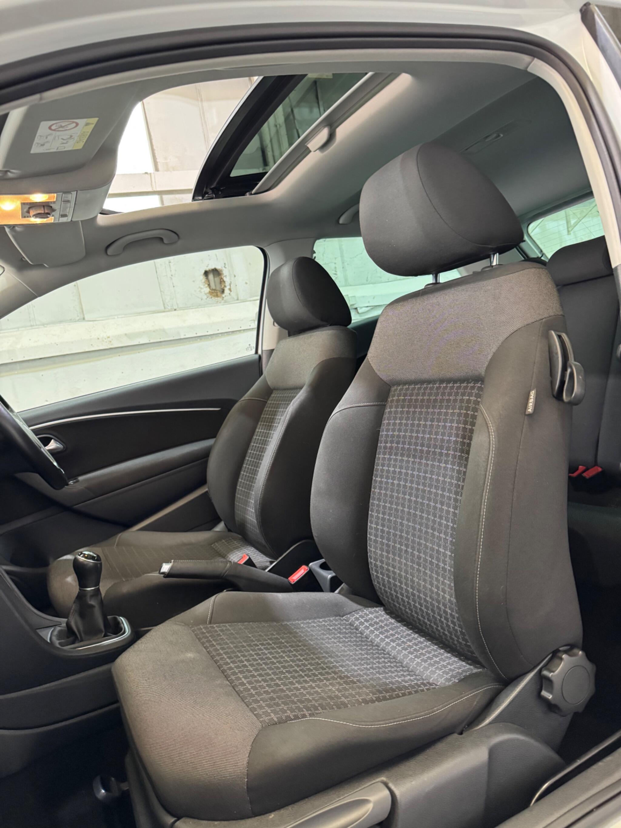 Volkswagen Polo - Image 18