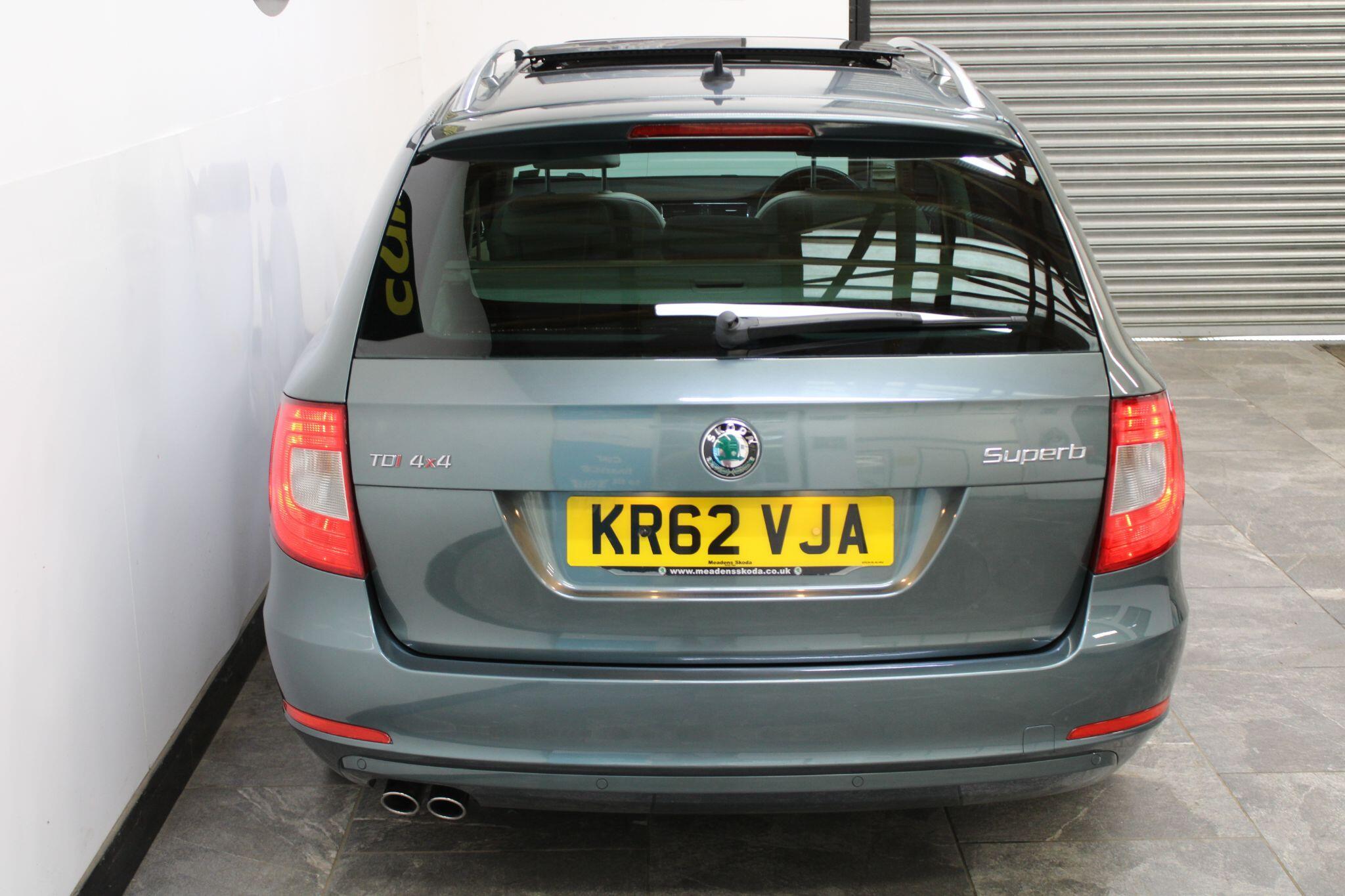 Skoda Superb - Image 14