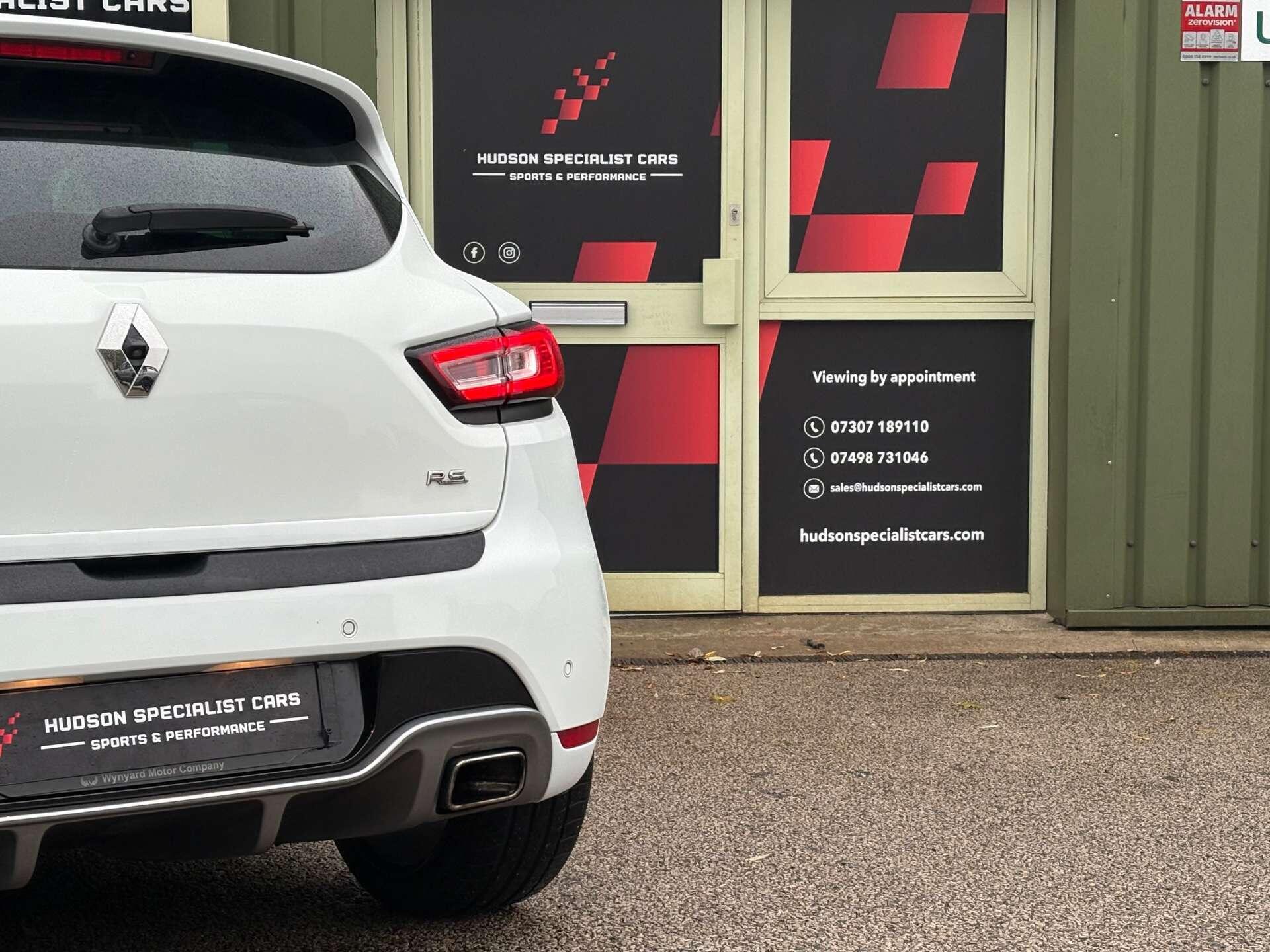 Renault Clio - Image 8