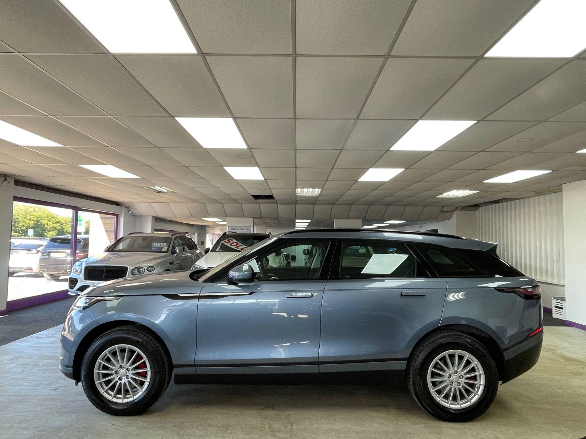 Land Rover Range Rover Velar - Image 13