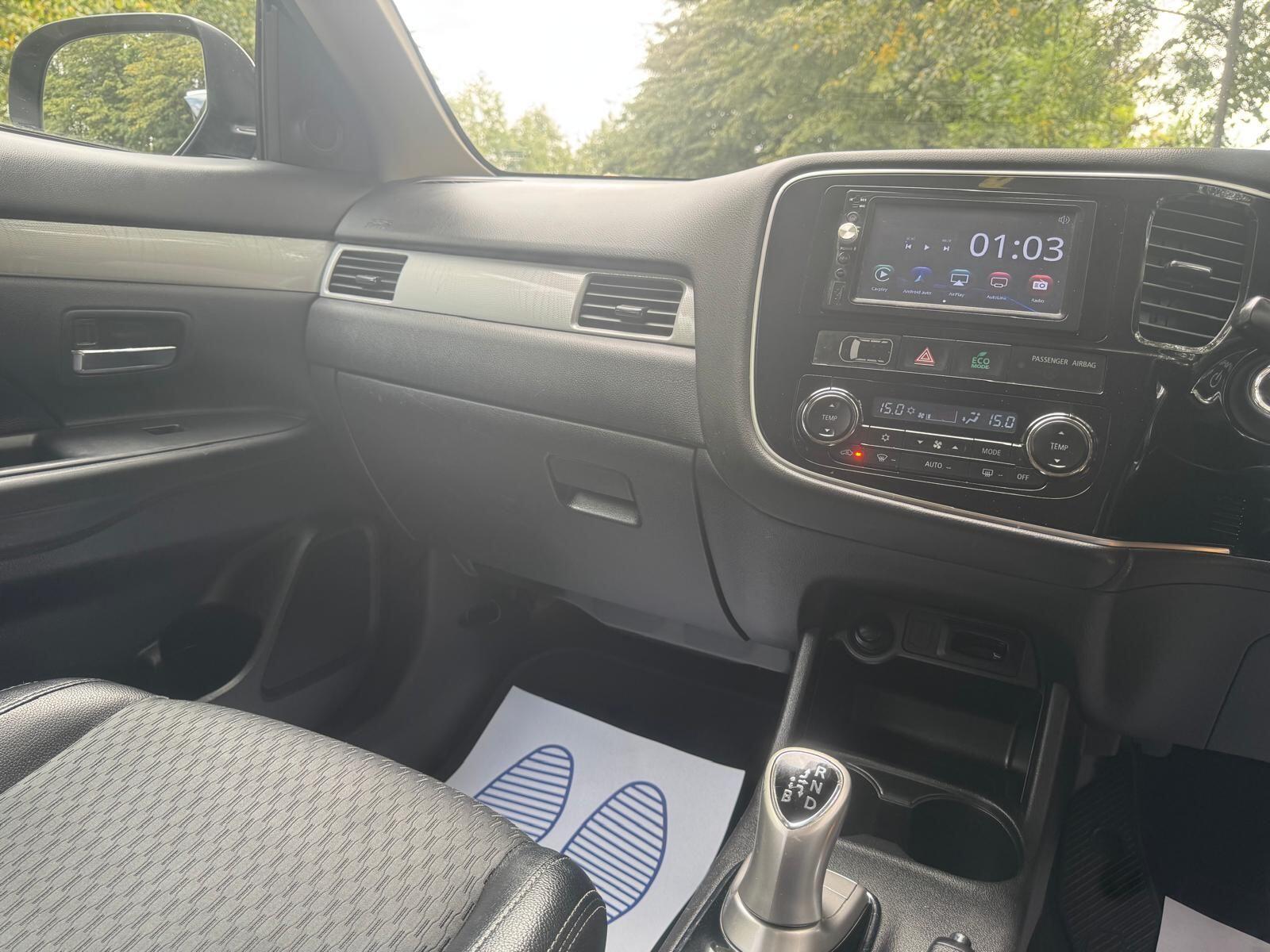 Mitsubishi Outlander - Image 14