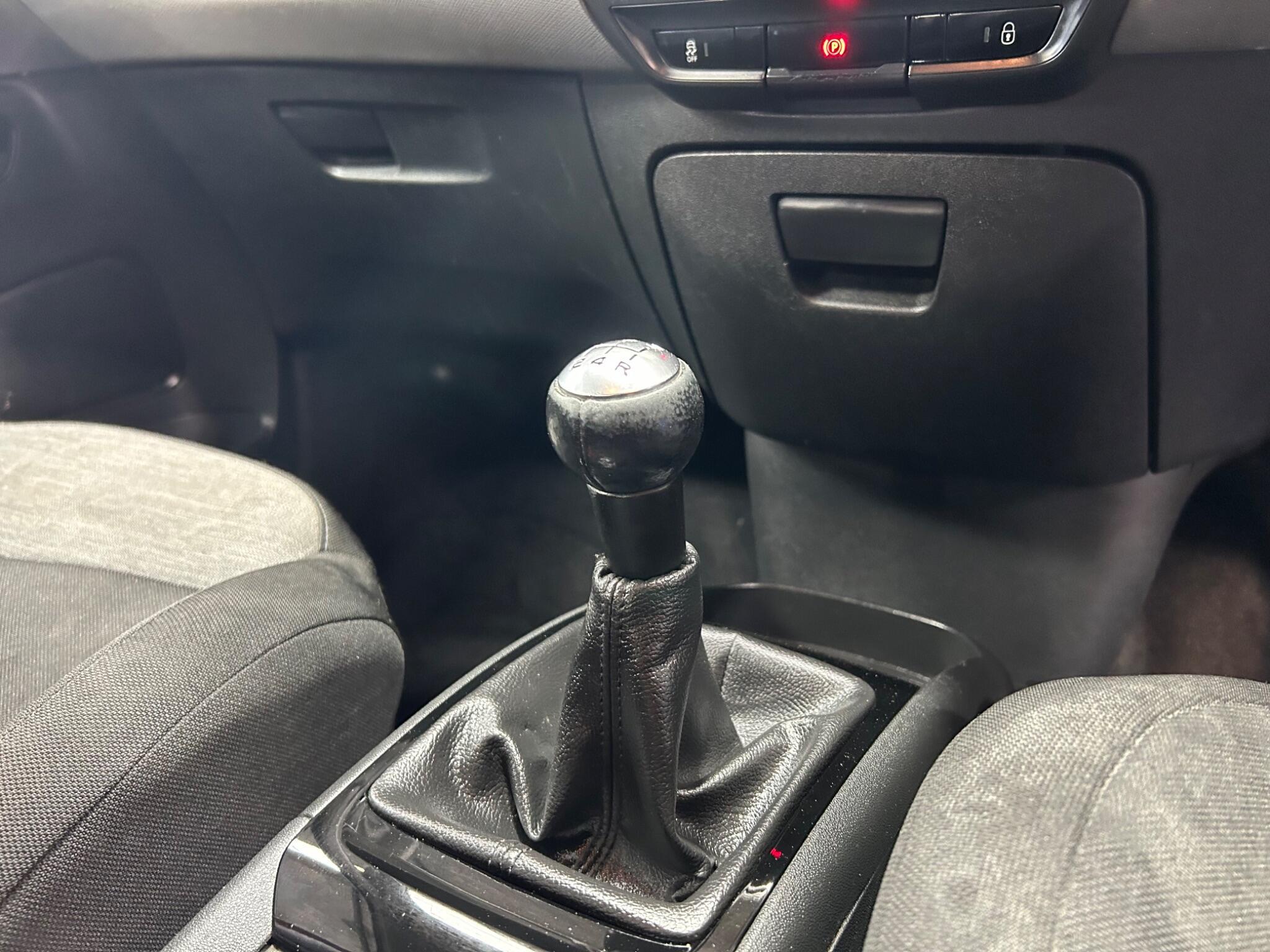 Citroen C4 Picasso - Image 13