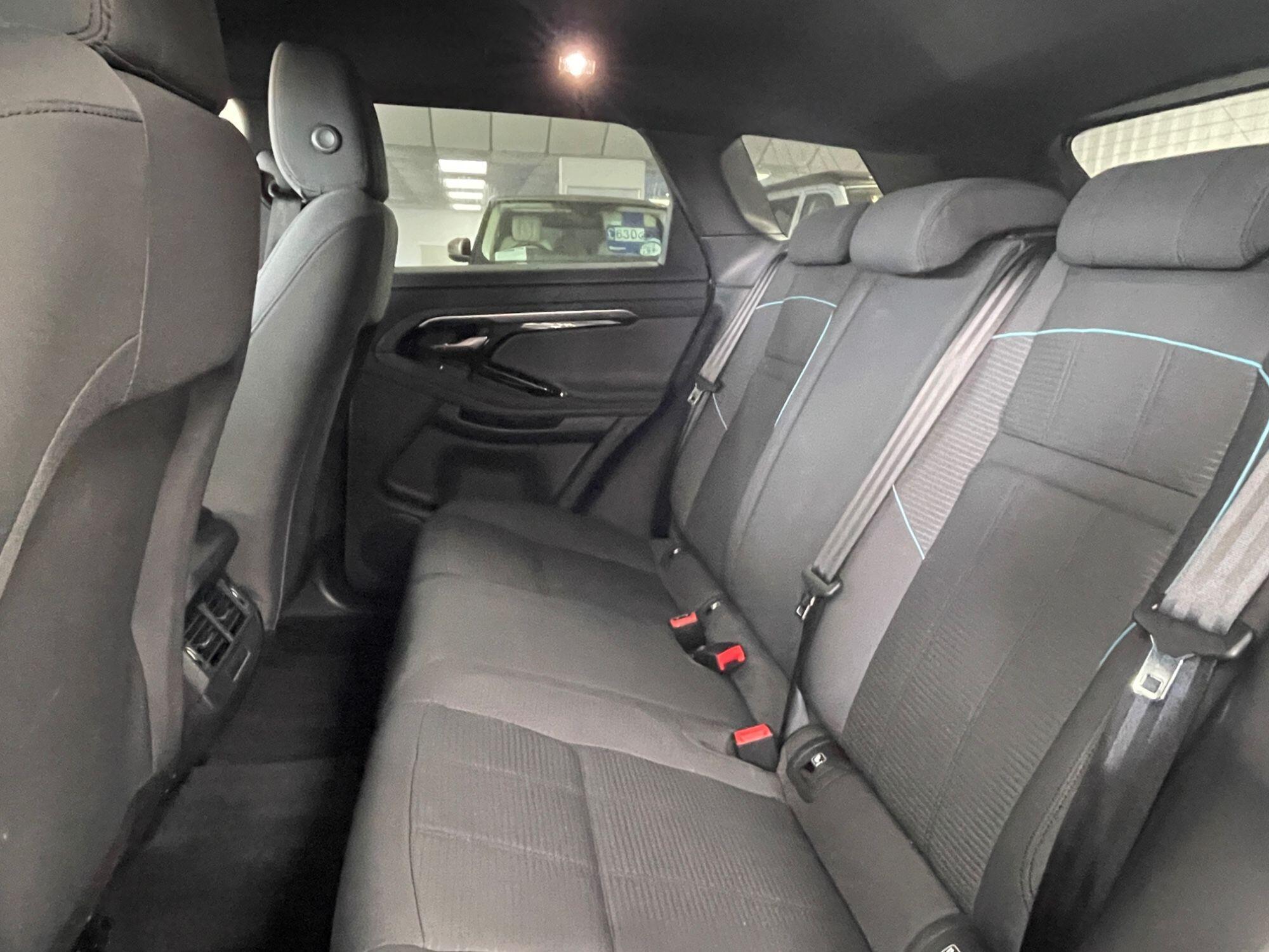 Land Rover Range Rover Evoque - Image 31