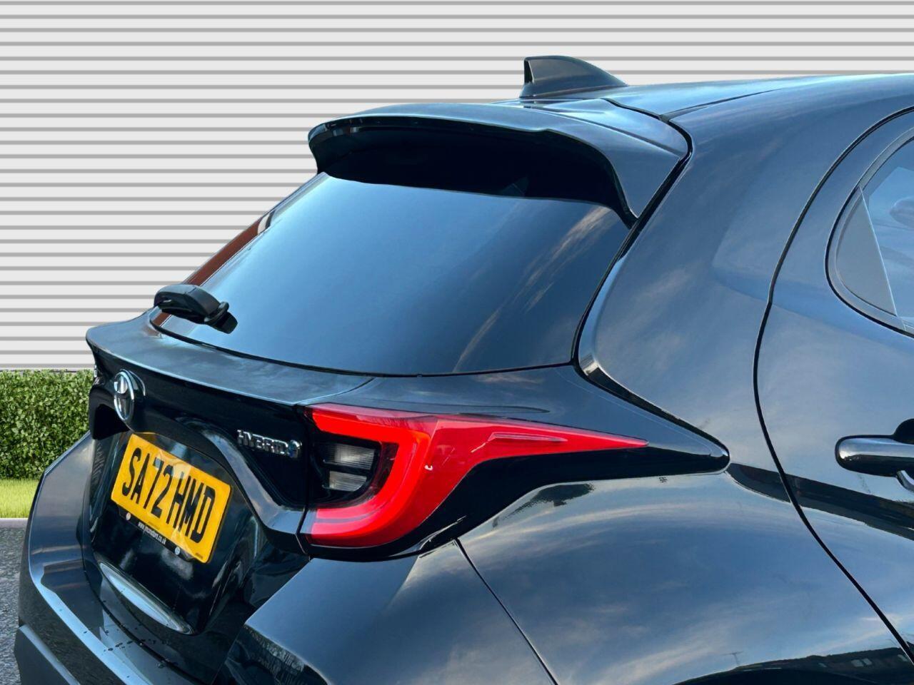 Toyota Yaris - Image 24