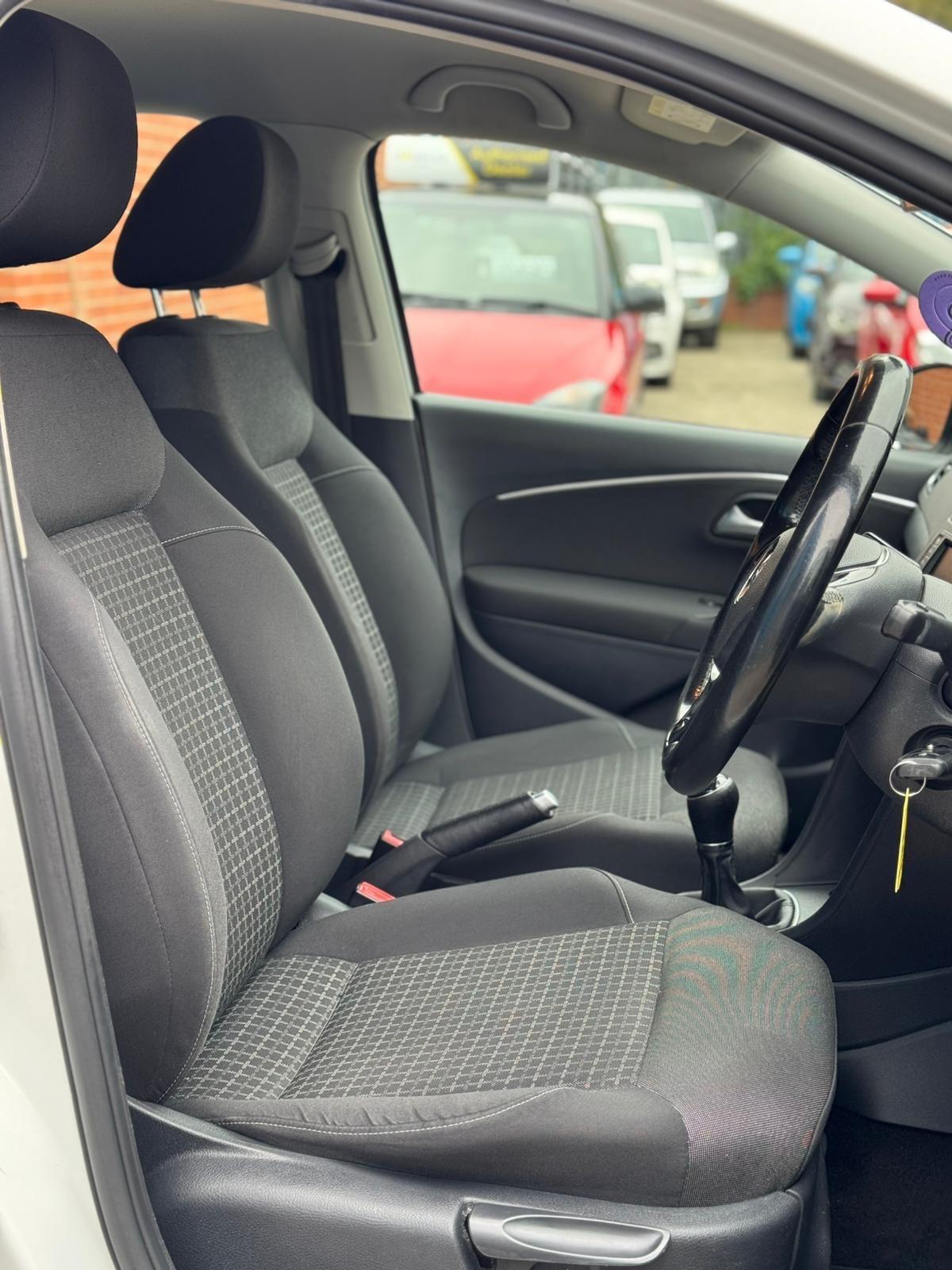 Volkswagen Polo - Image 6