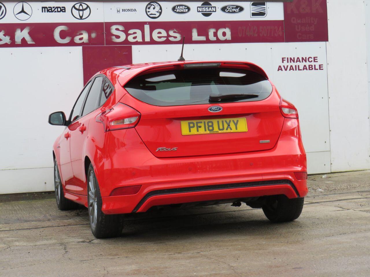 Ford Focus - Image 26